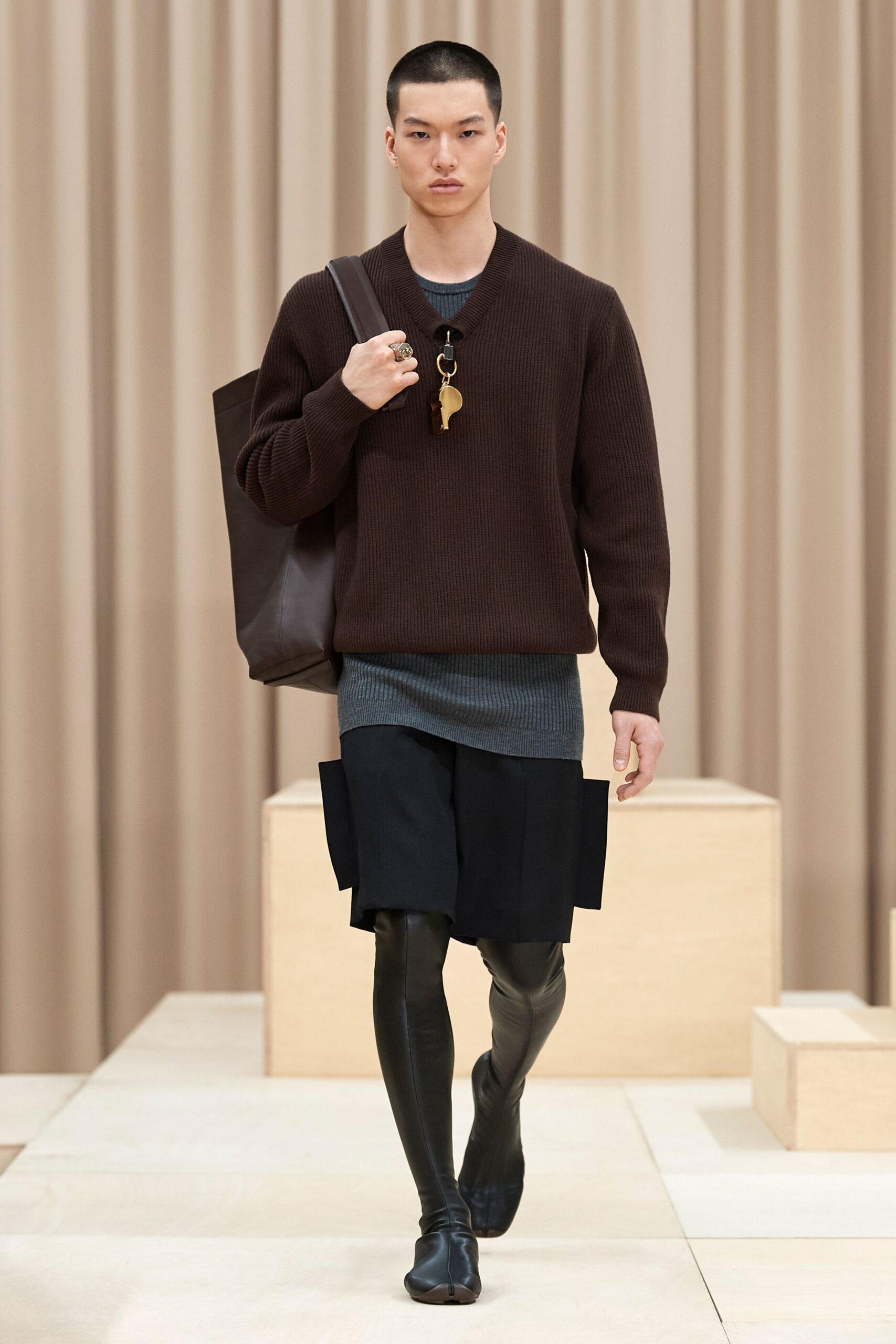Burberry F/W 21 Menswear Look 259