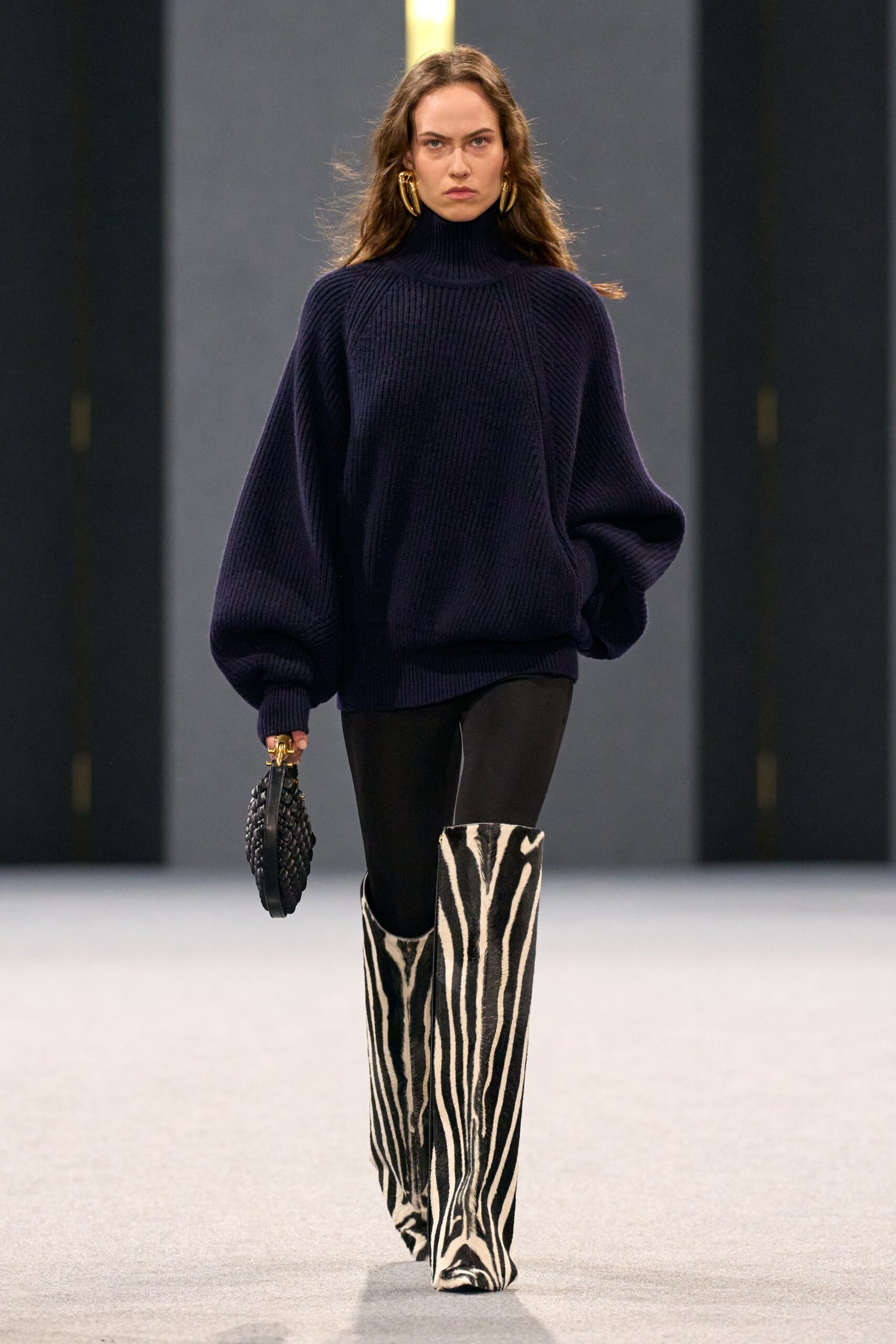 blue wool long-sleeve turtleneck oversized sweater