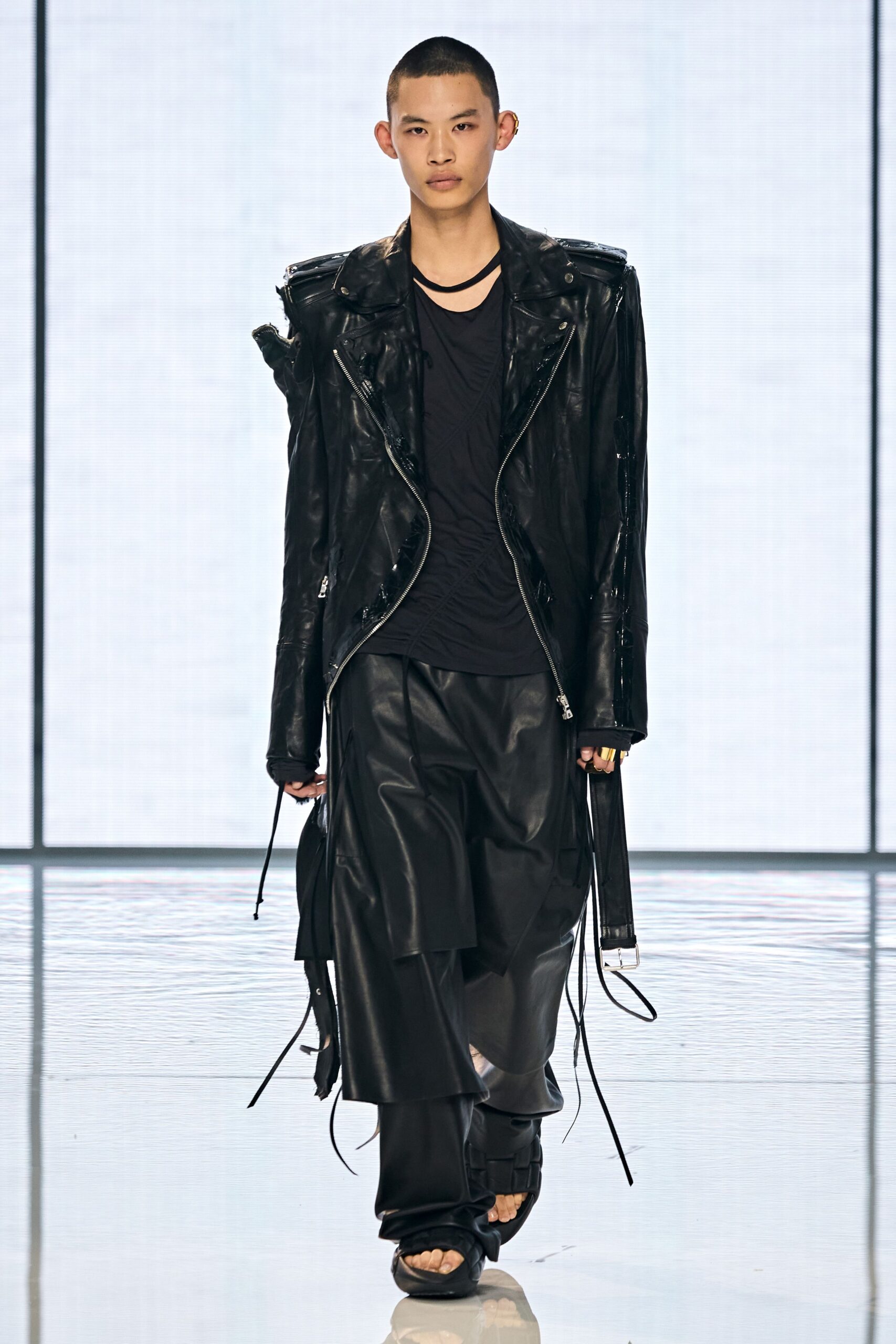 Balmain S/S 22 Menswear Look 244