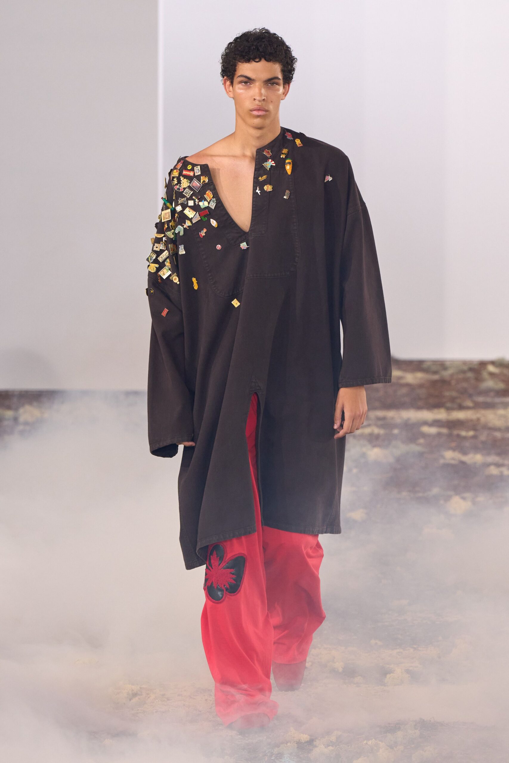 black cotton long-sleeve v-neck oversized printed embellished shirt