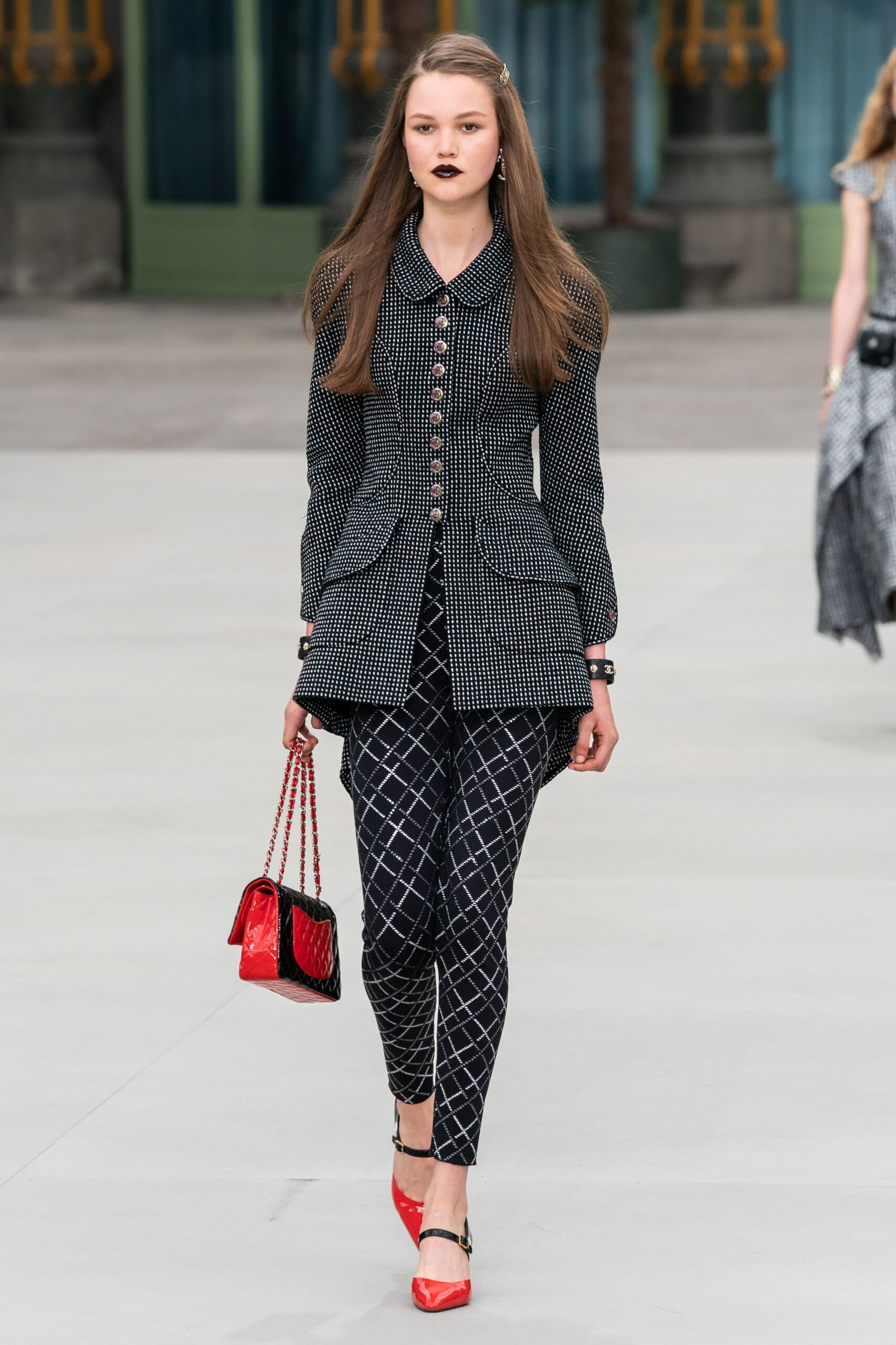 Chanel Resort 20 Look 317