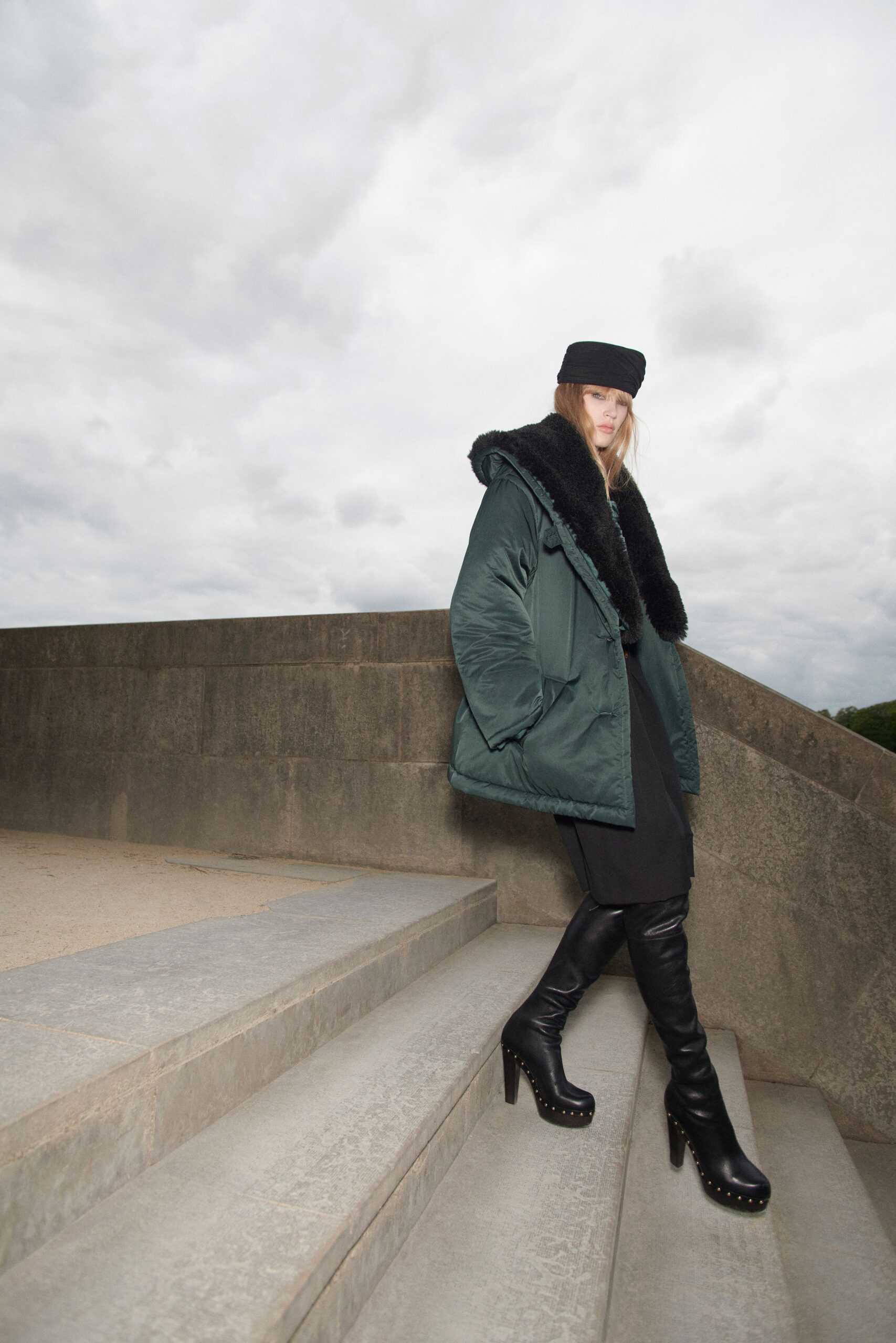 green cotton long-sleeve hooded oversized pockets textured coat