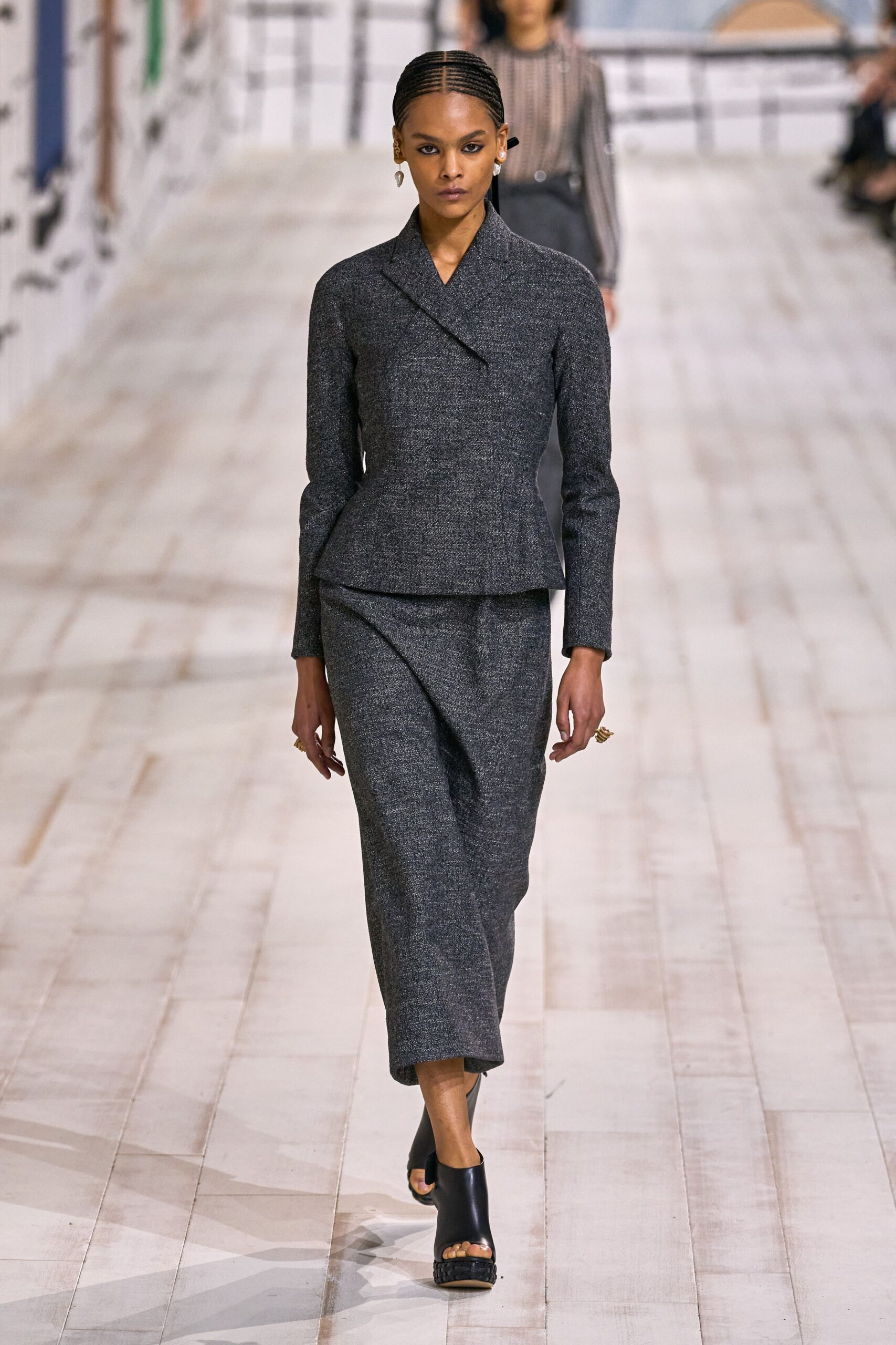 Christian Dior S/S 24 Couture Look 302