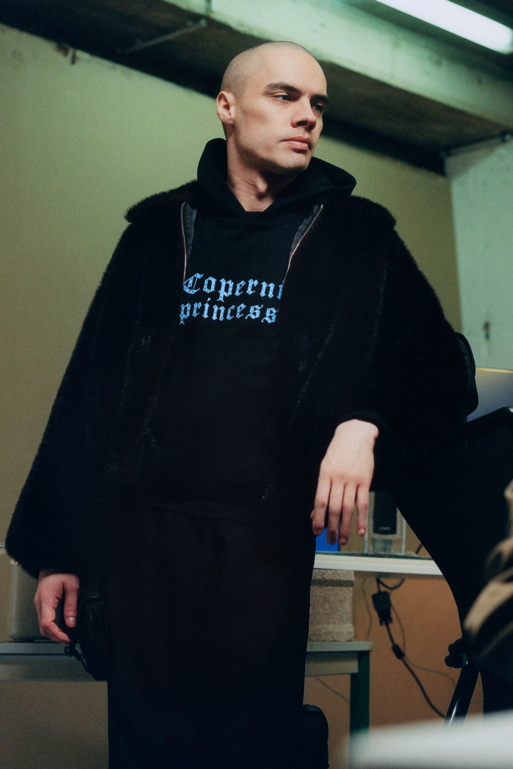 black faux-fur oversized cape