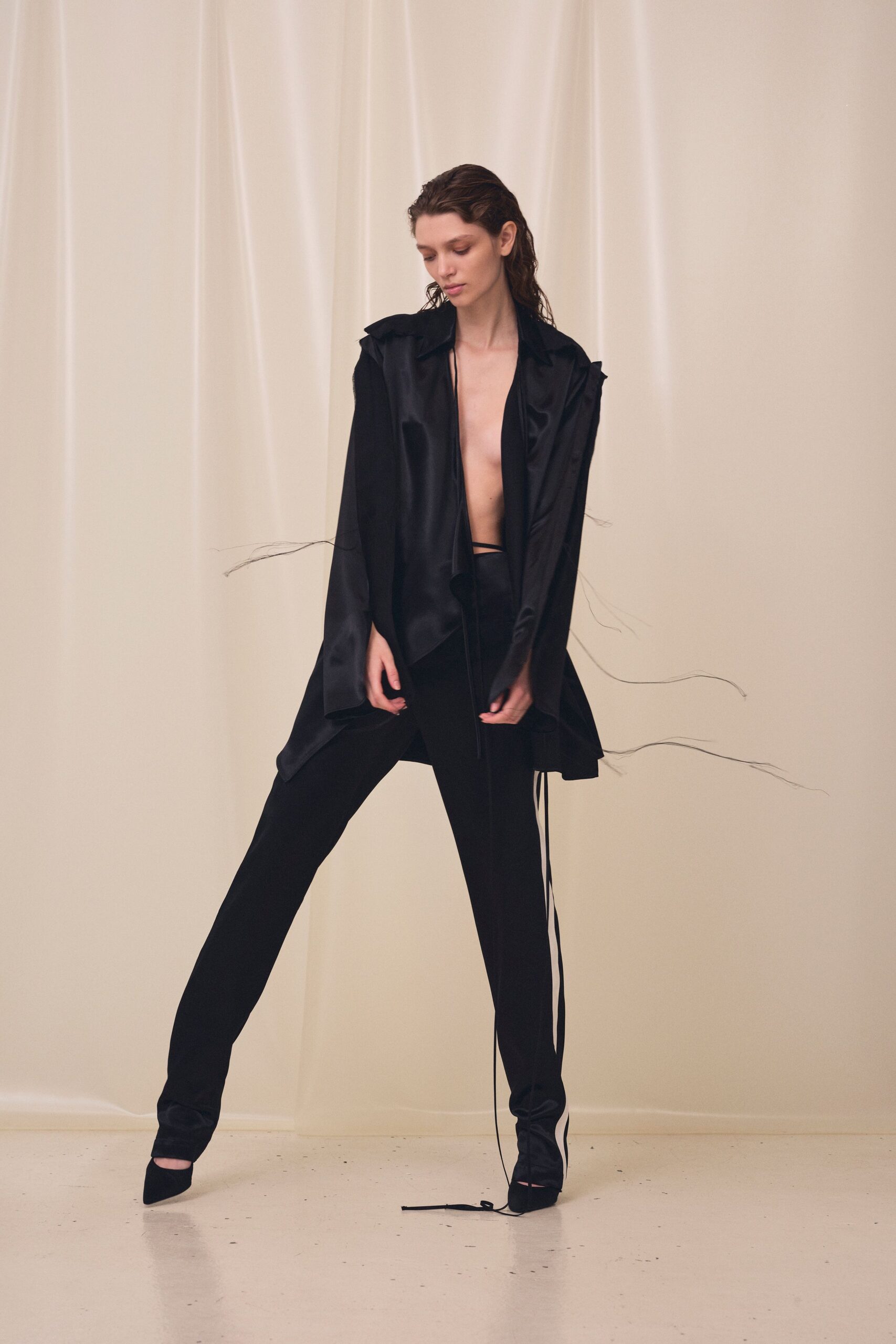 black satin long-sleeve collared relaxed draped shiny blazer