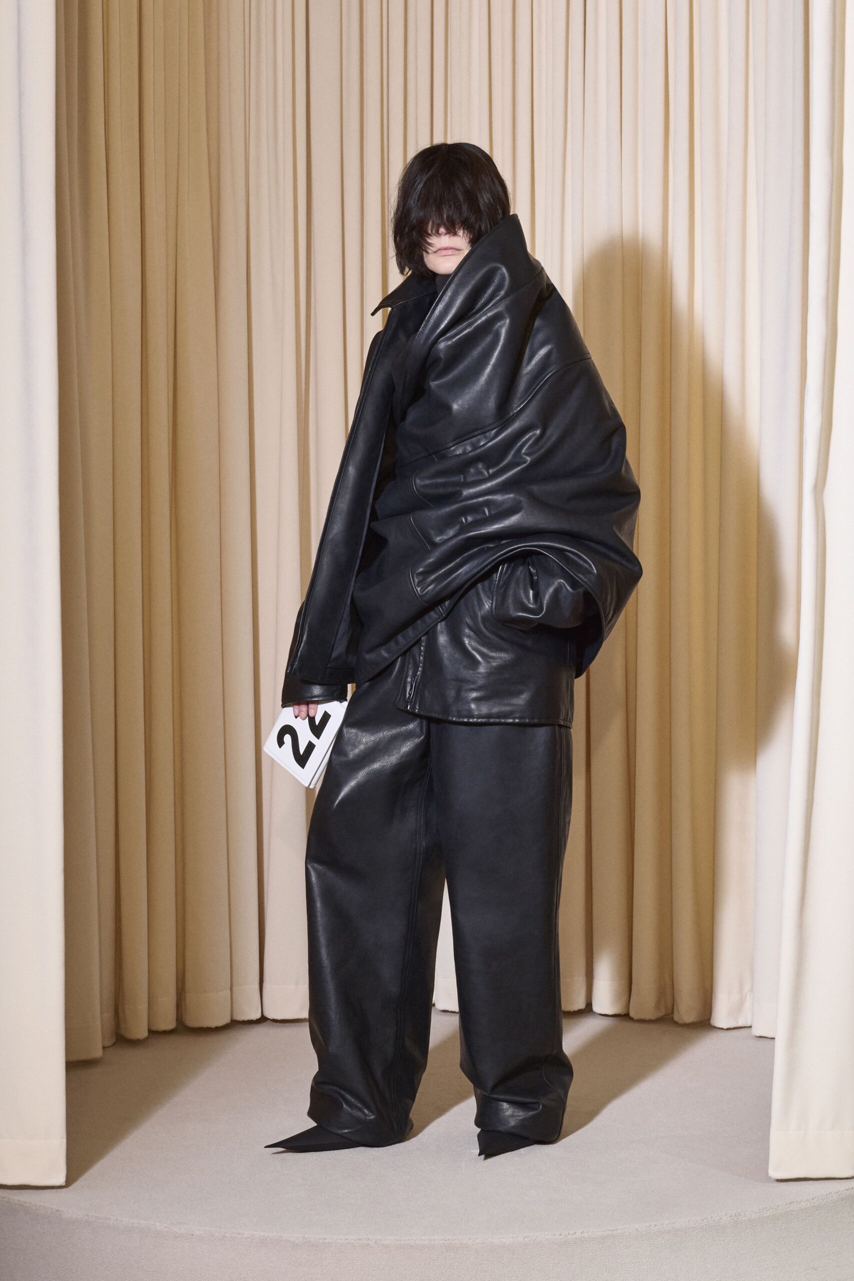 Balenciaga F/W 24 Couture Look 170