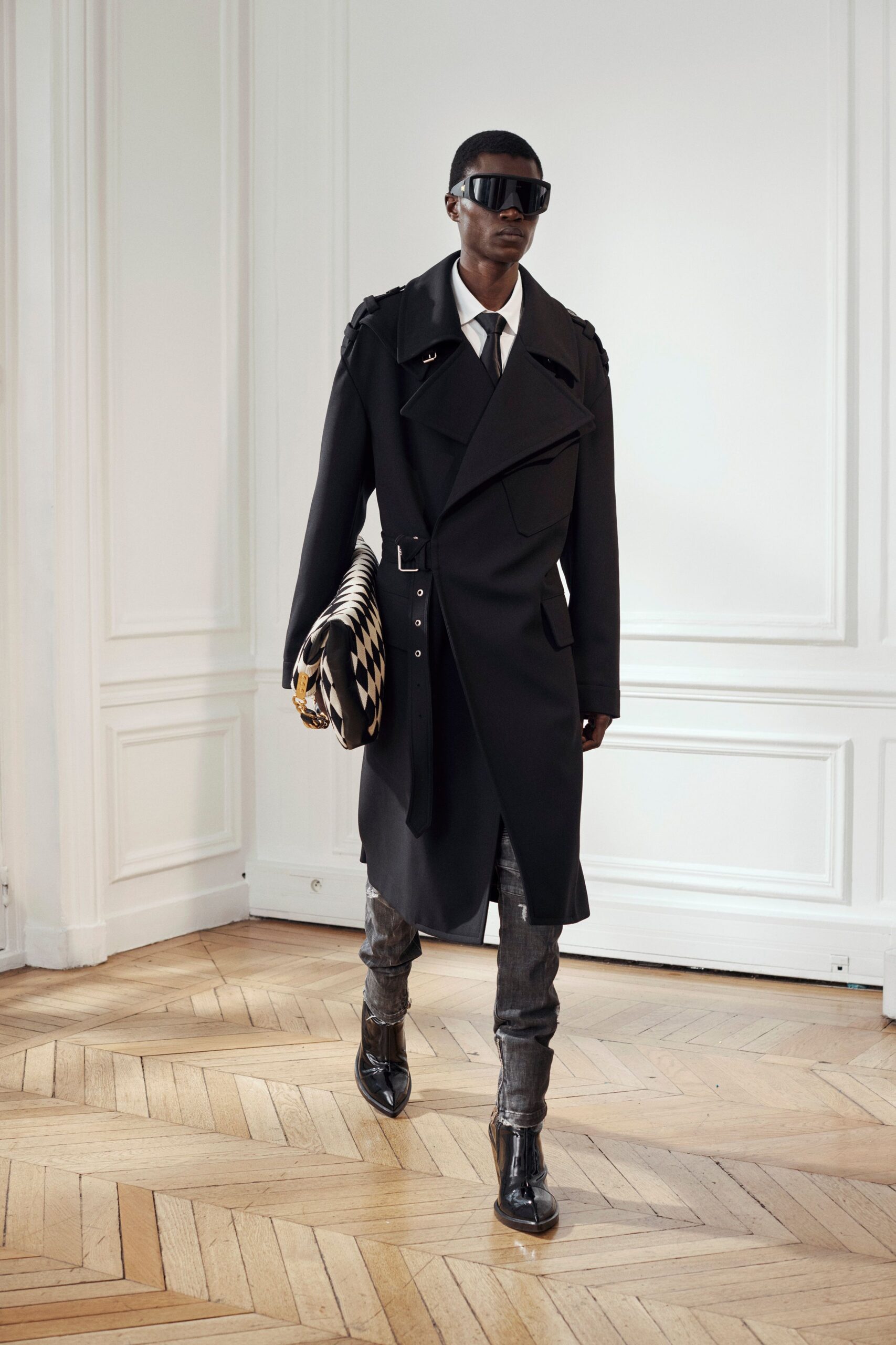 Balmain F/W 24 Look 221
