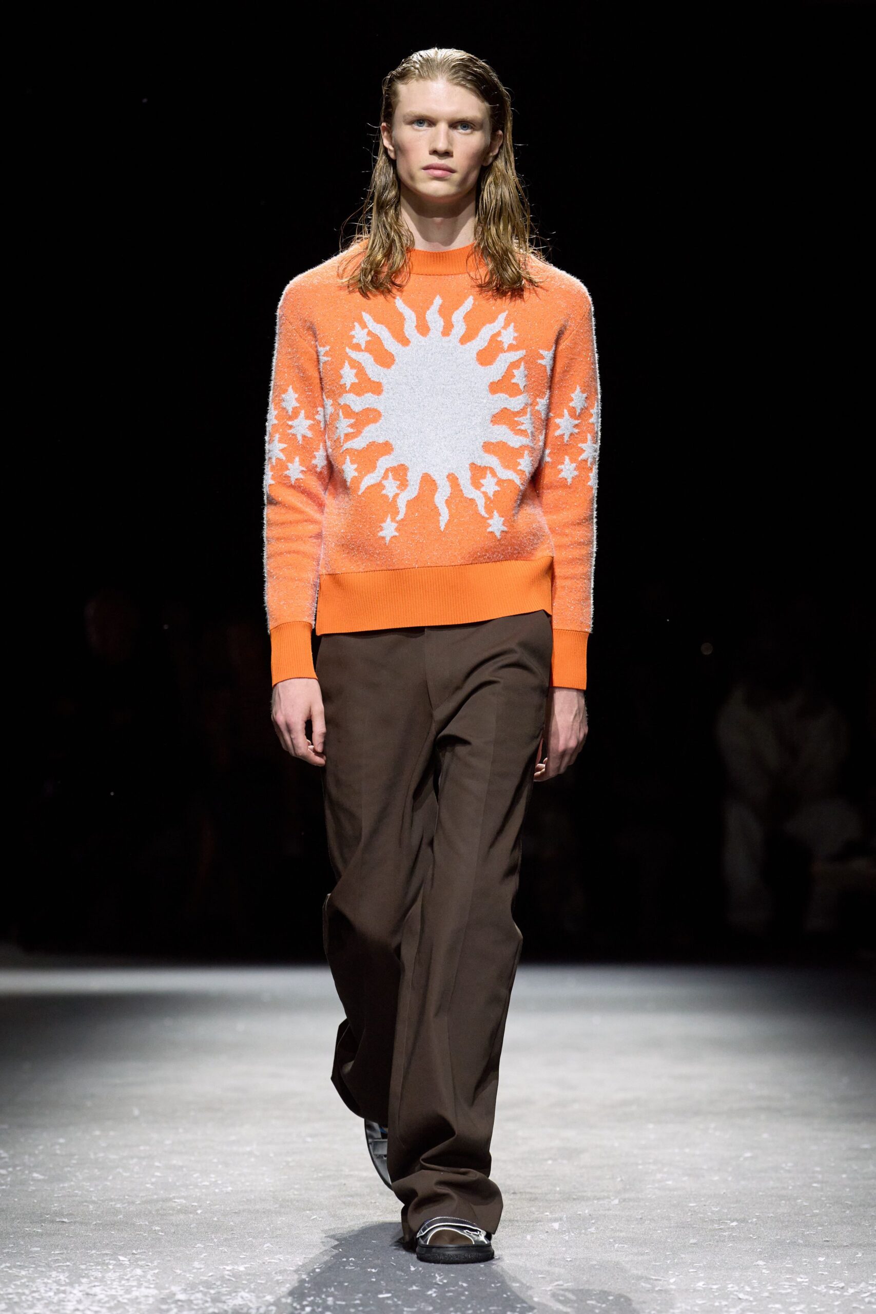 orange wool long-sleeve collared fitted printed sweater