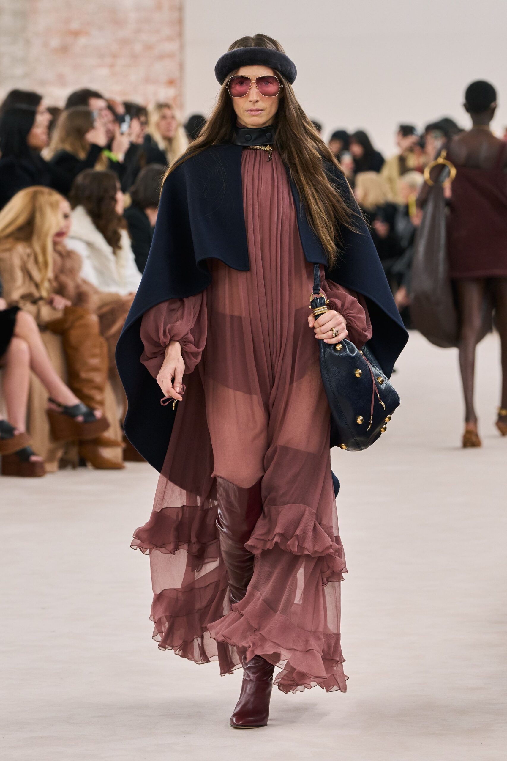 Chloé F/W 24 Look 327