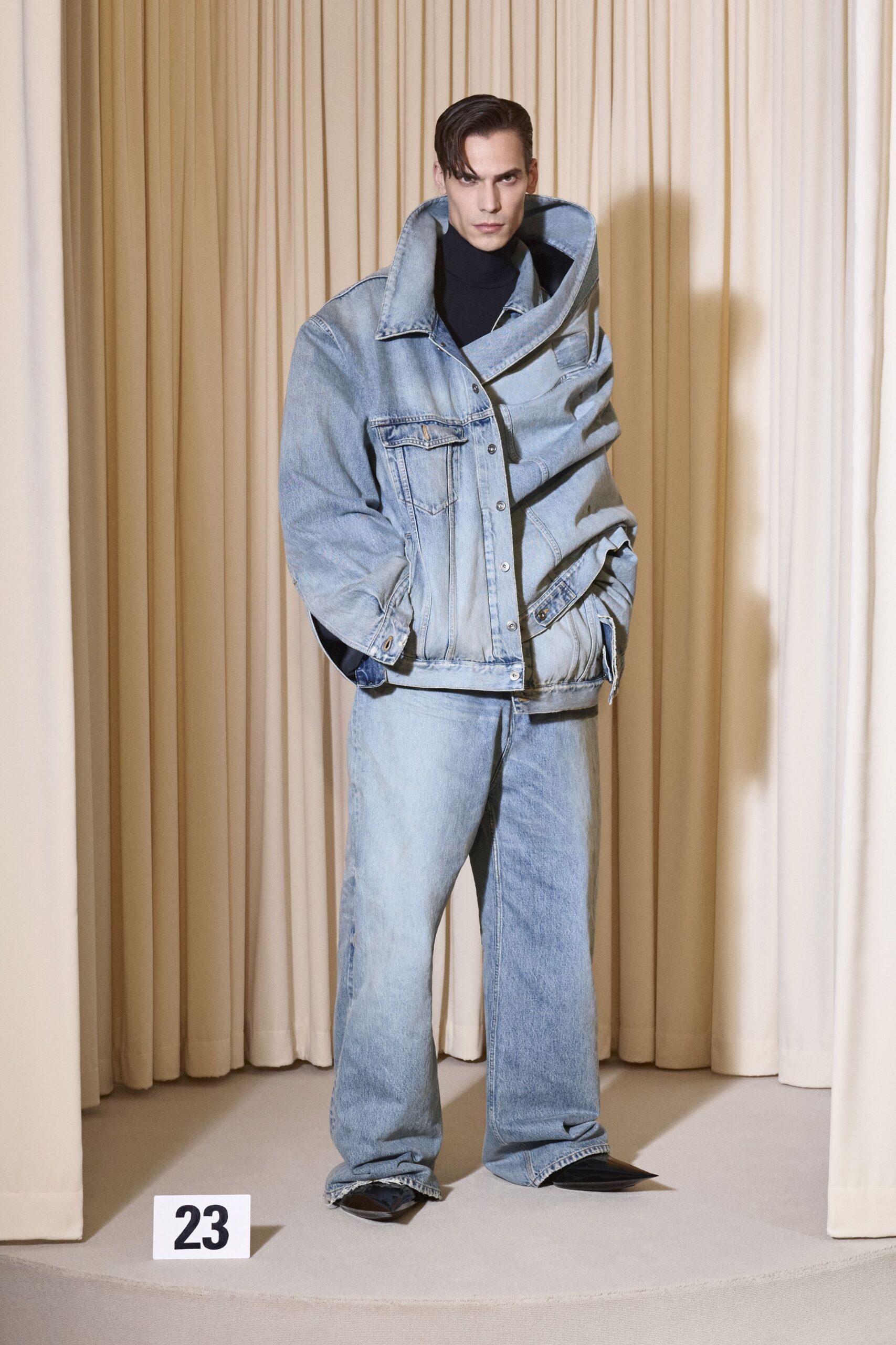 Balenciaga F/W 24 Couture Look 175