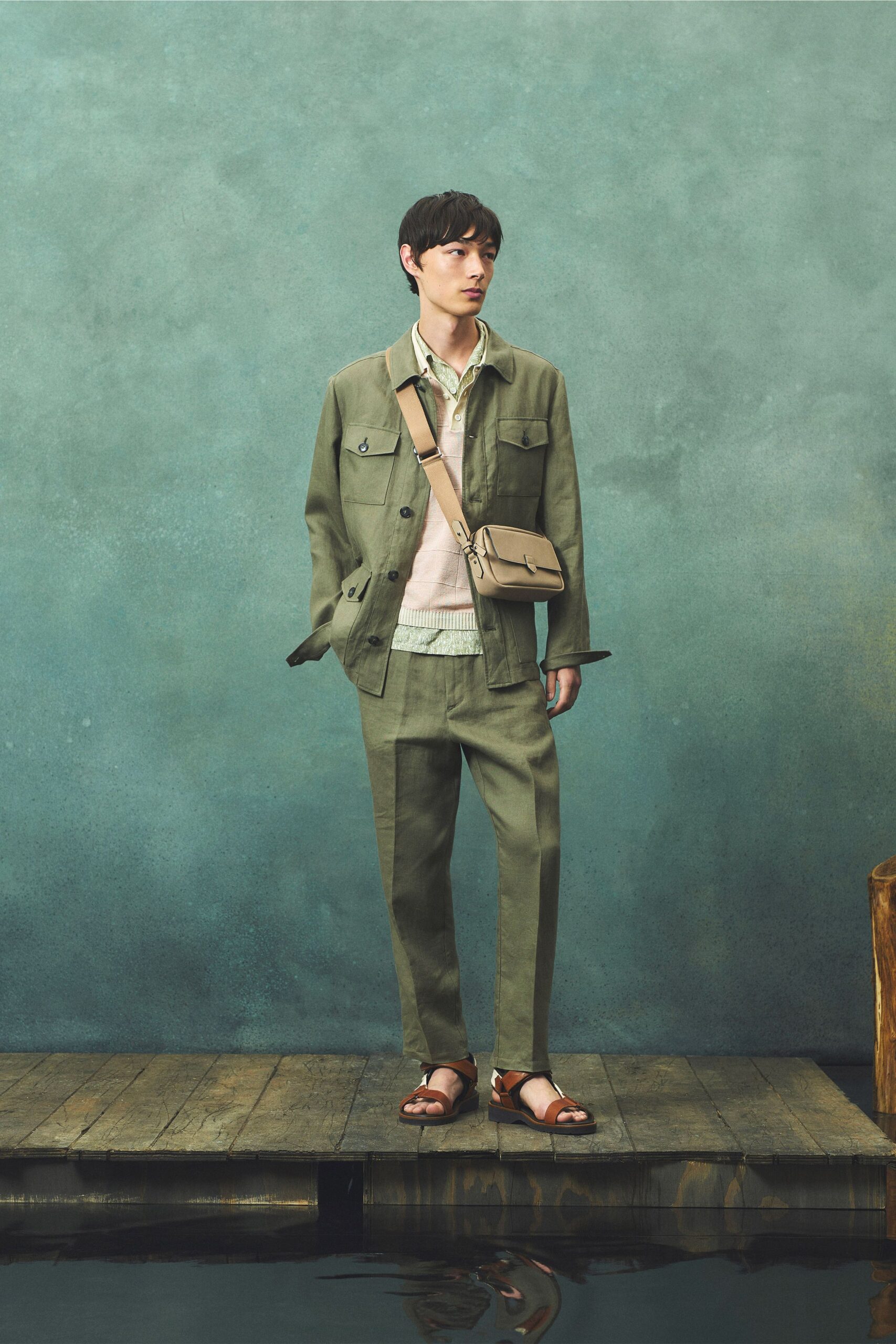 green cotton long-sleeve collared tailored buttoned suit