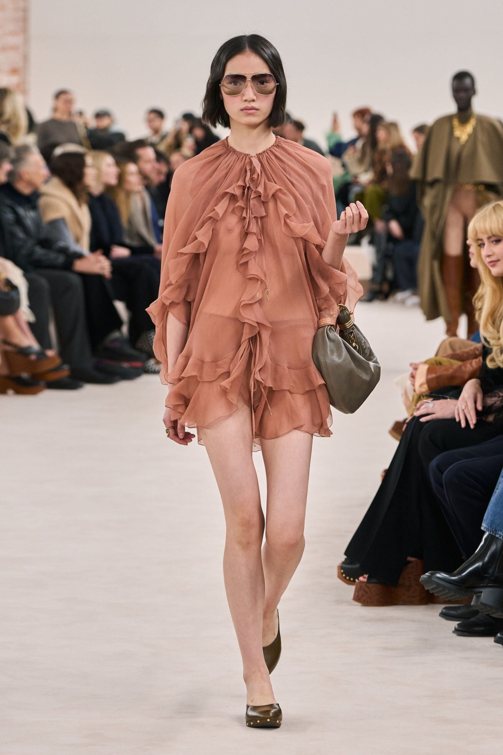 Chloé F/W 24 Look 343