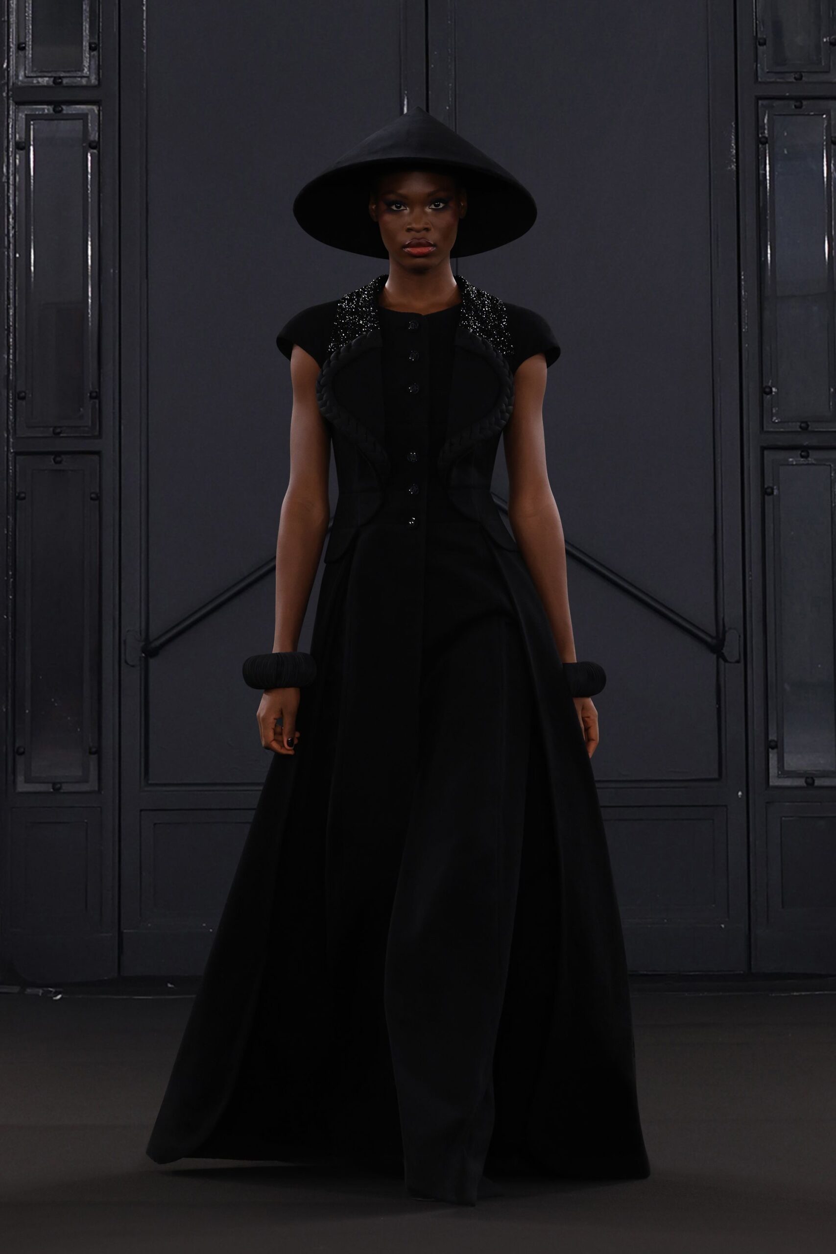 Chocheng F/W 24 Look 333