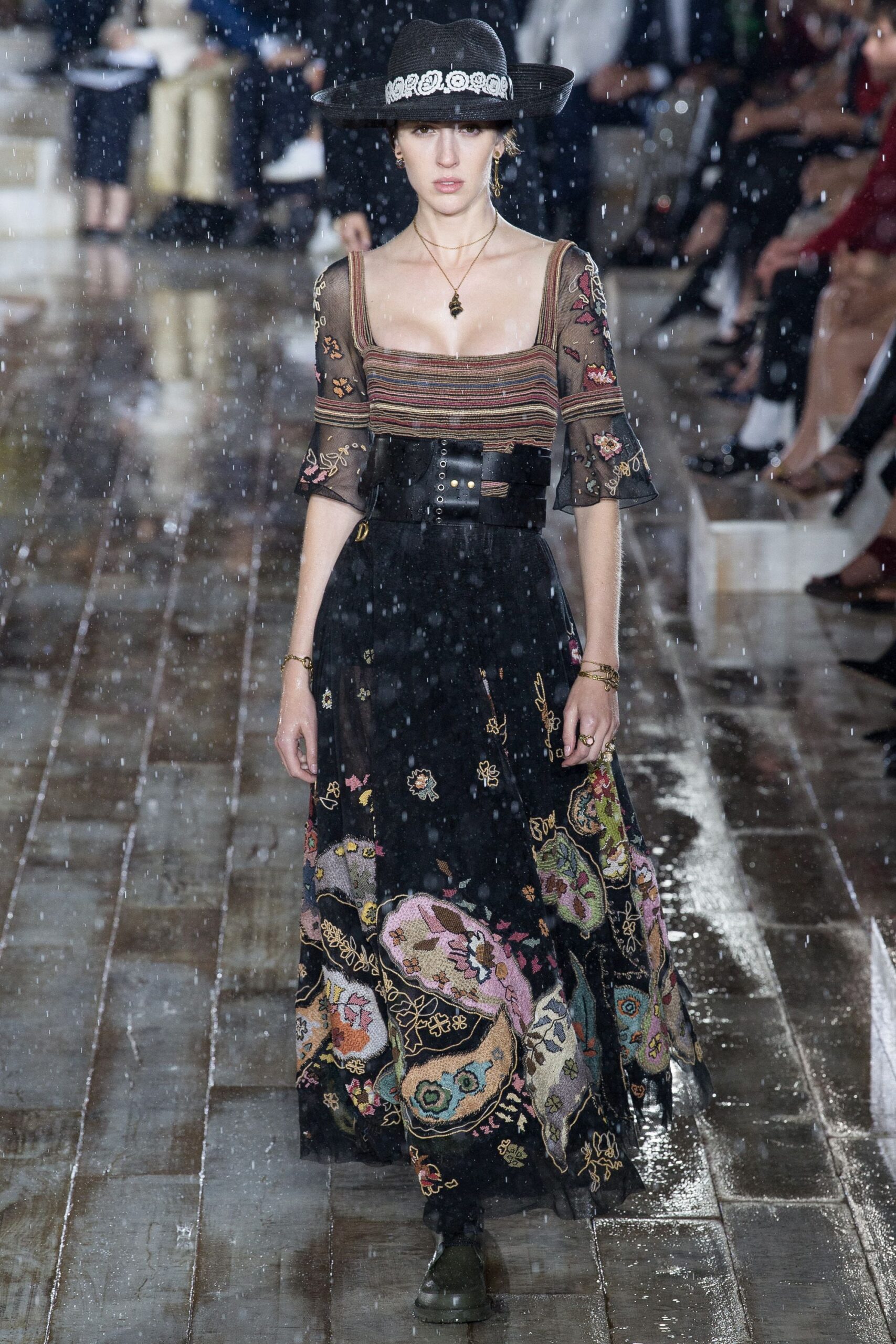 Christian Dior Resort 19 Look 376