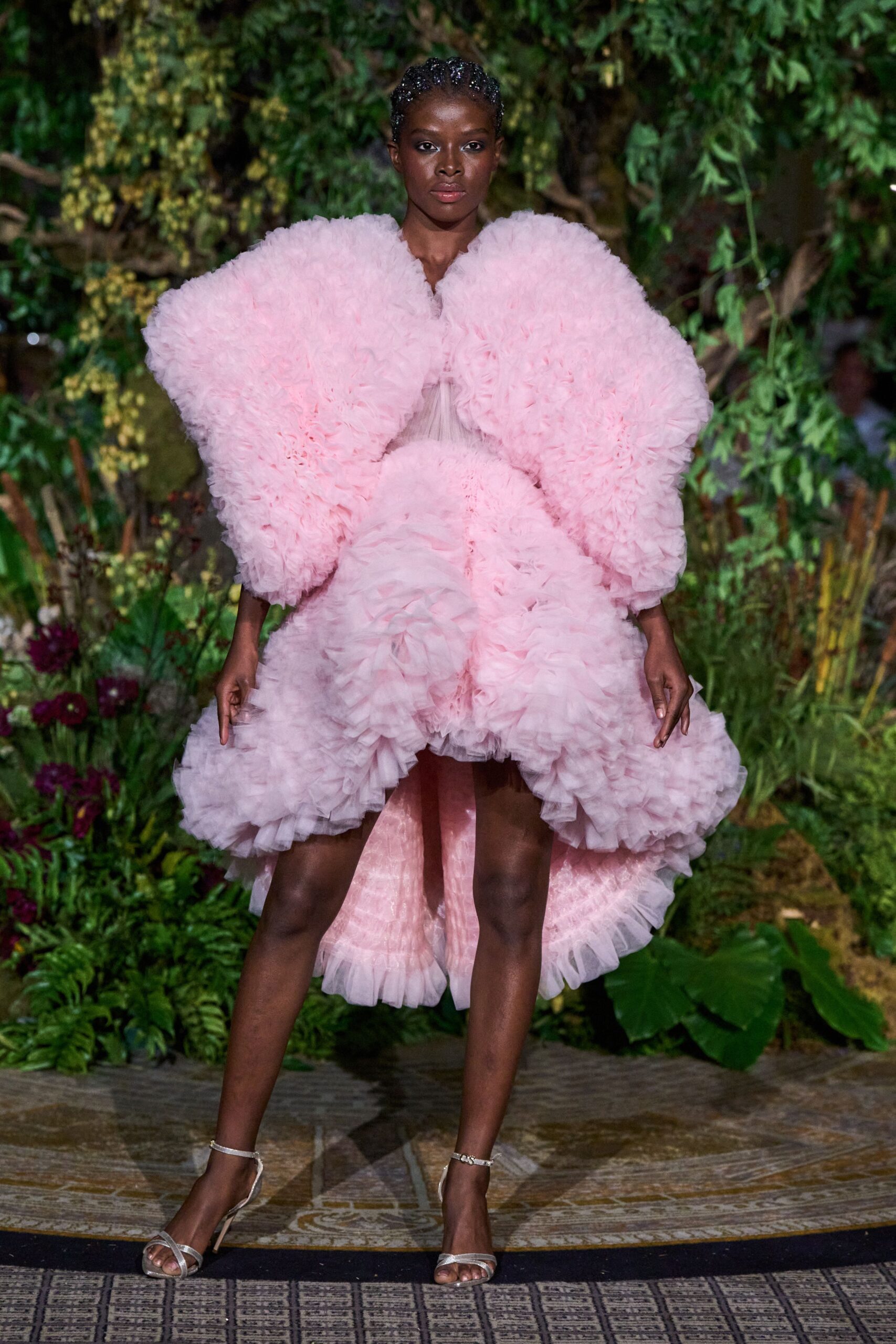 Christian Siriano S/S 25 Look 404