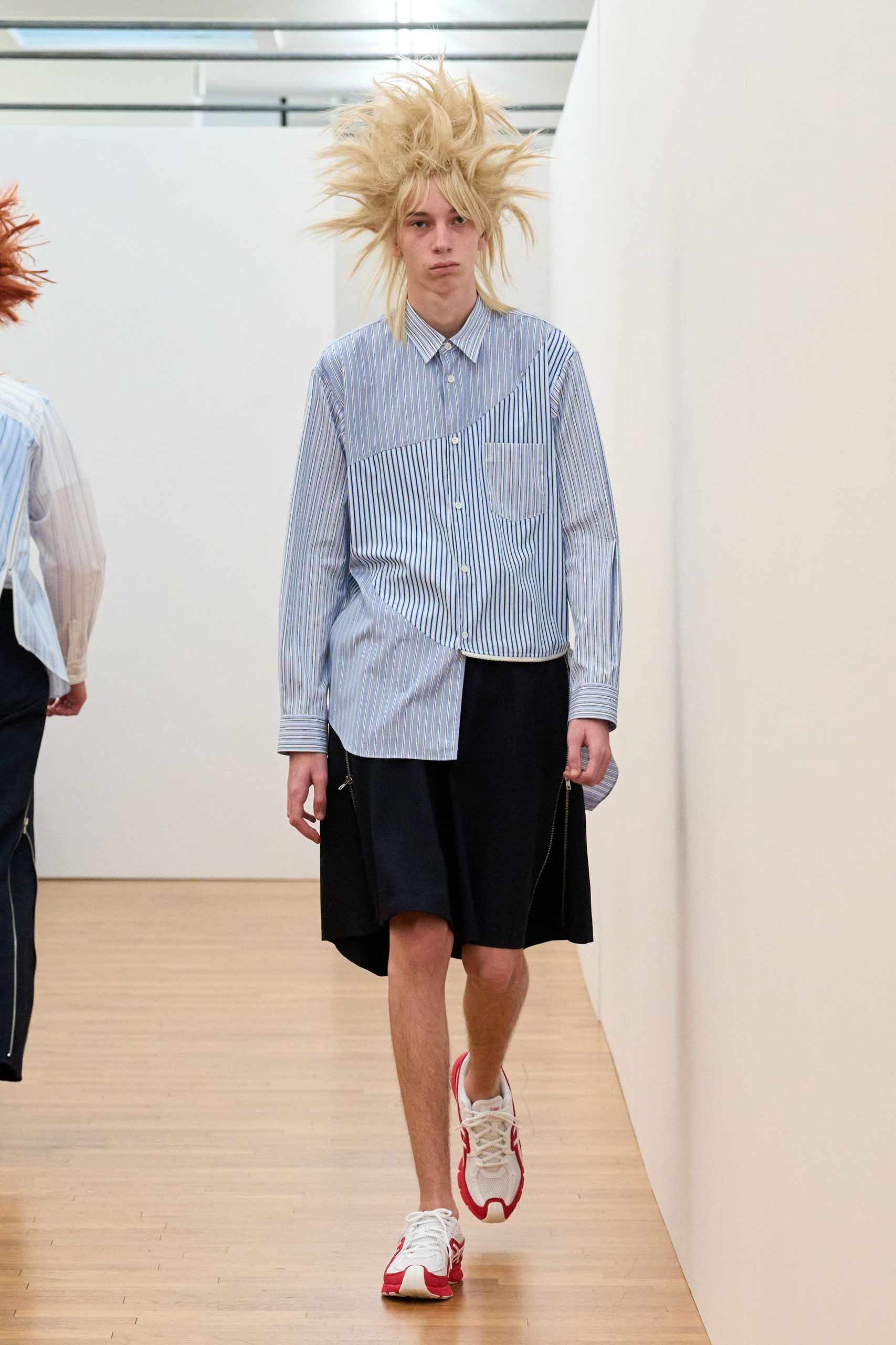 blue striped shirt black skirt
