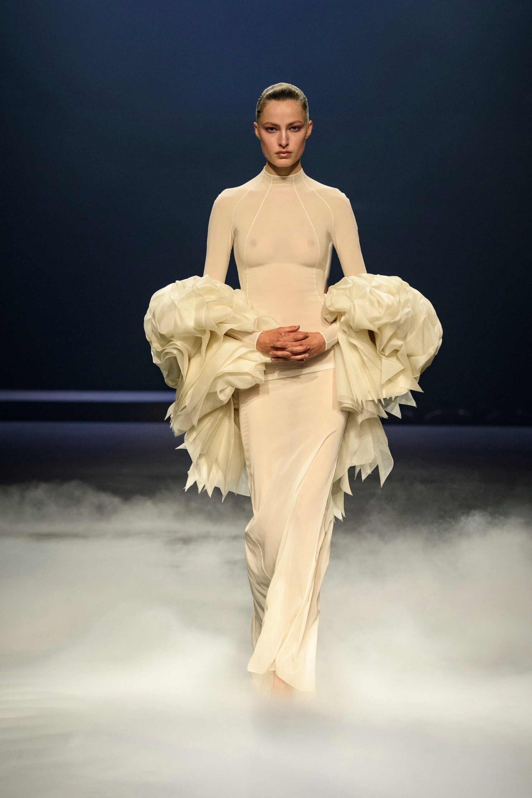 Ashi Studio F/W 23 Couture Look 276