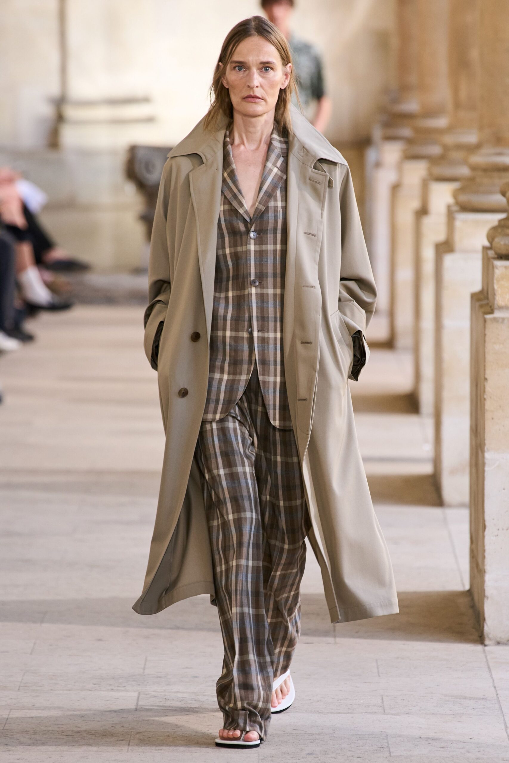 brown wool long-sleeve collared tailored checked buttoned jacket
