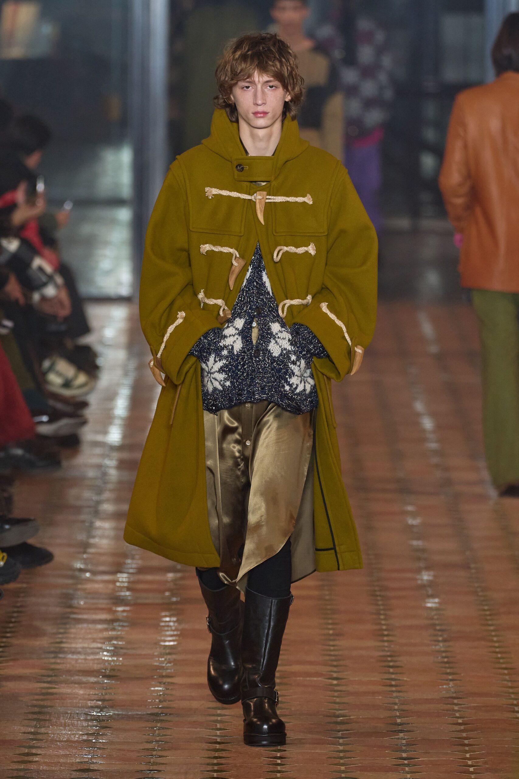 Bed j.w. Ford F/W 24 Menswear Look 268