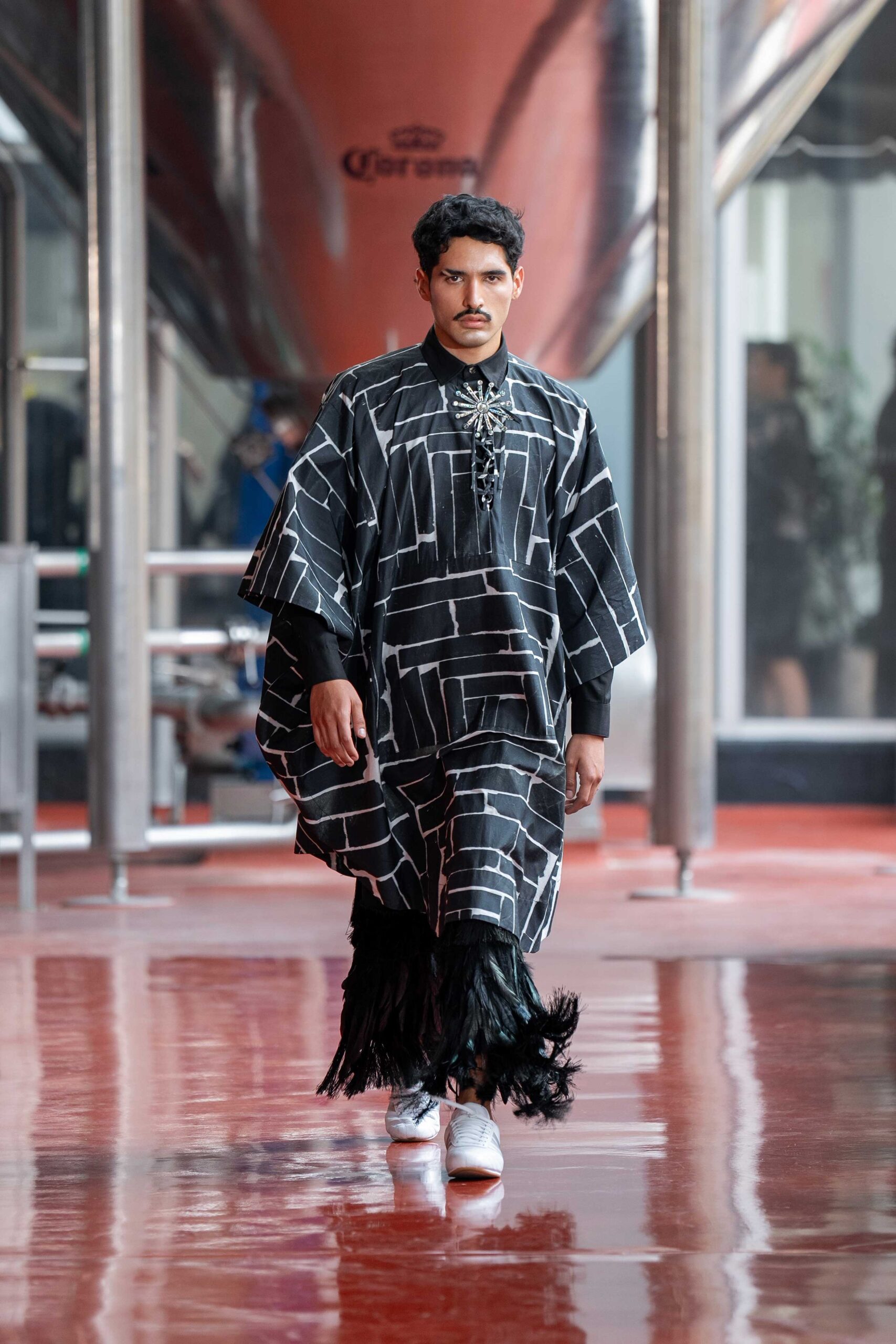 black cotton sleeveless relaxed printed fringed poncho