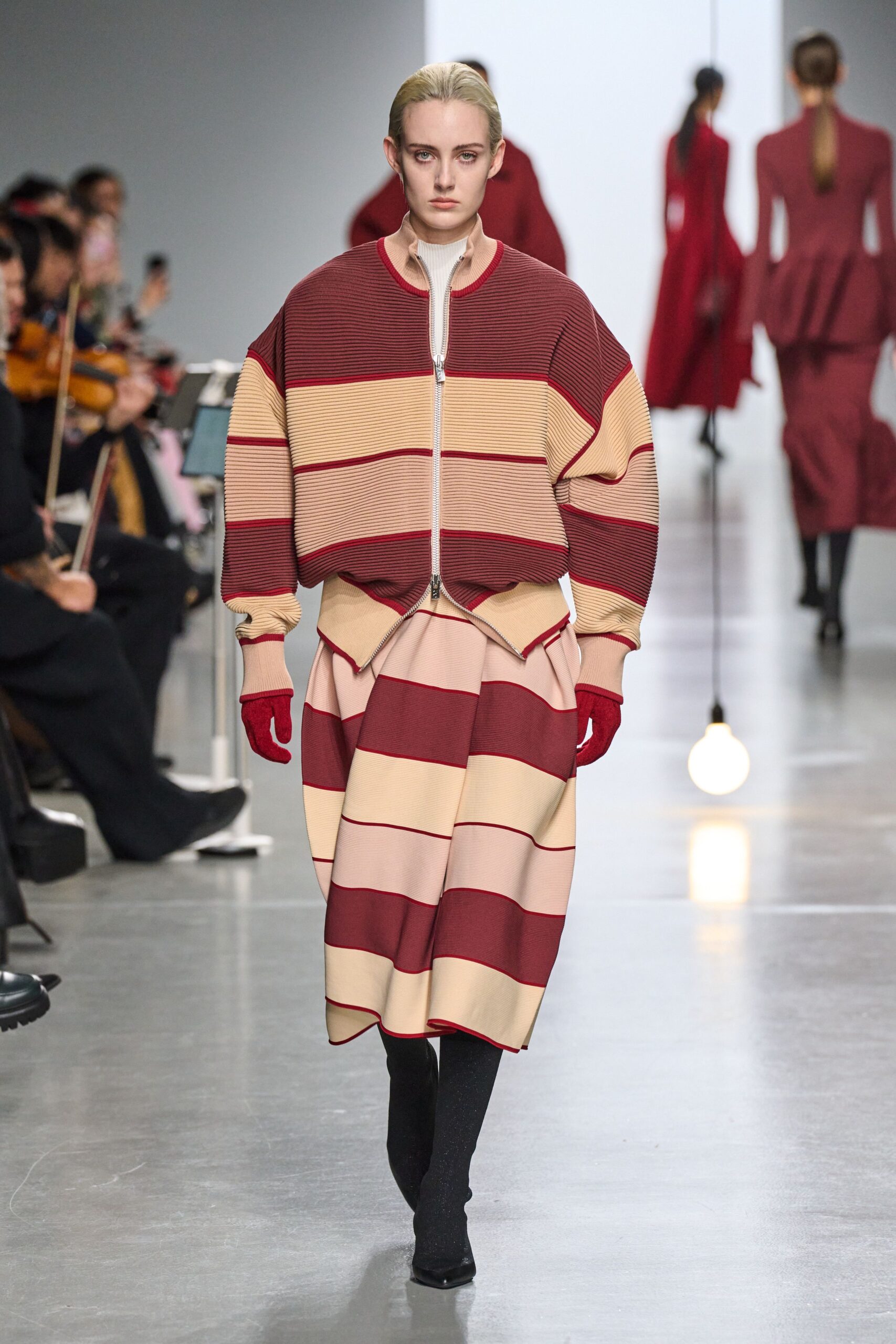 CFCL F/W 24 Look 343