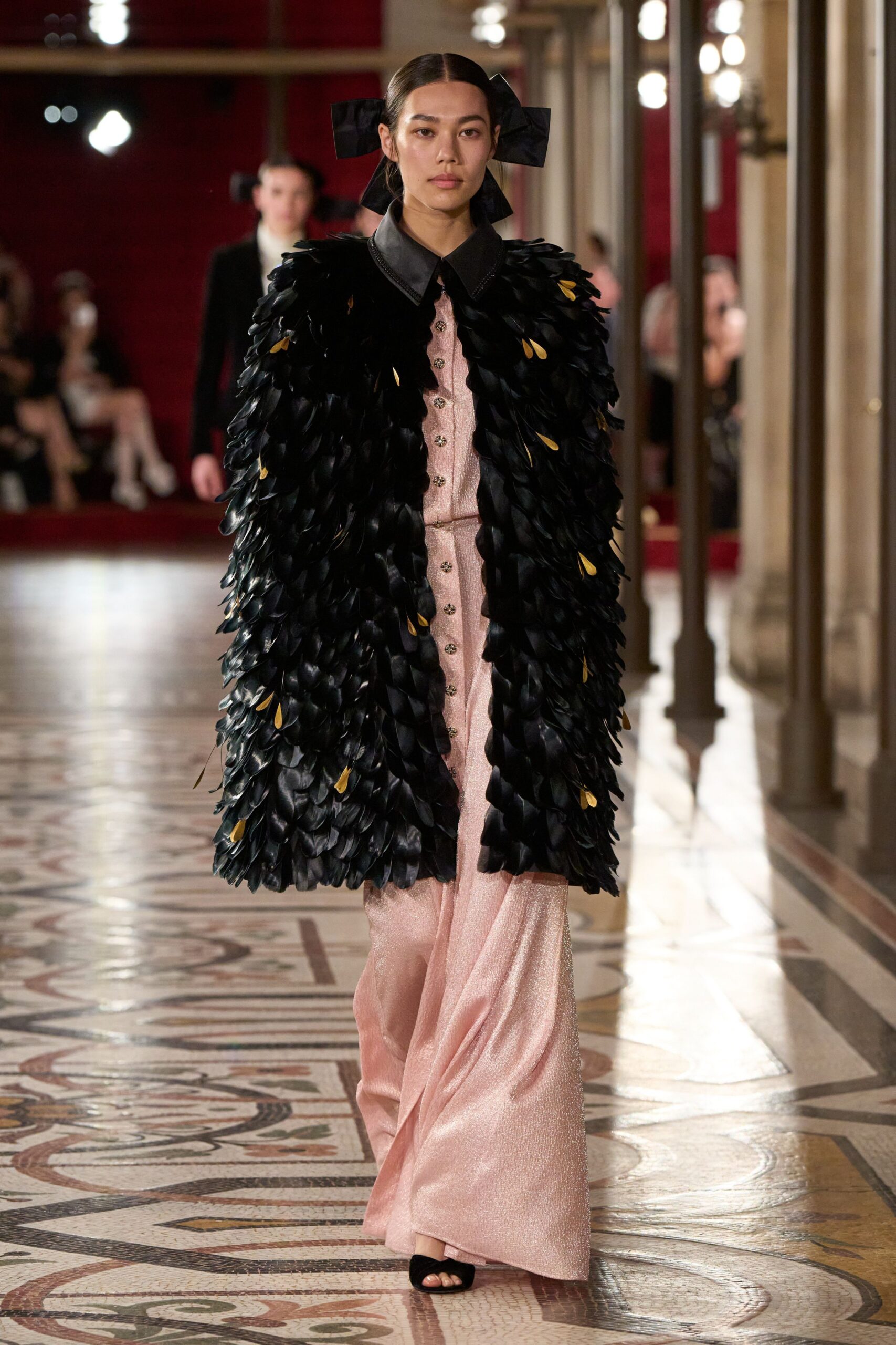 Chanel F/W 24 Couture Look 303