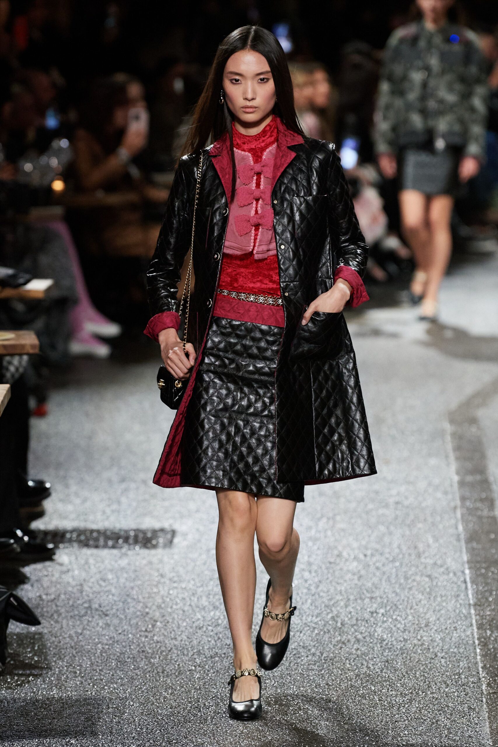 Chanel F/W 24 Look 332