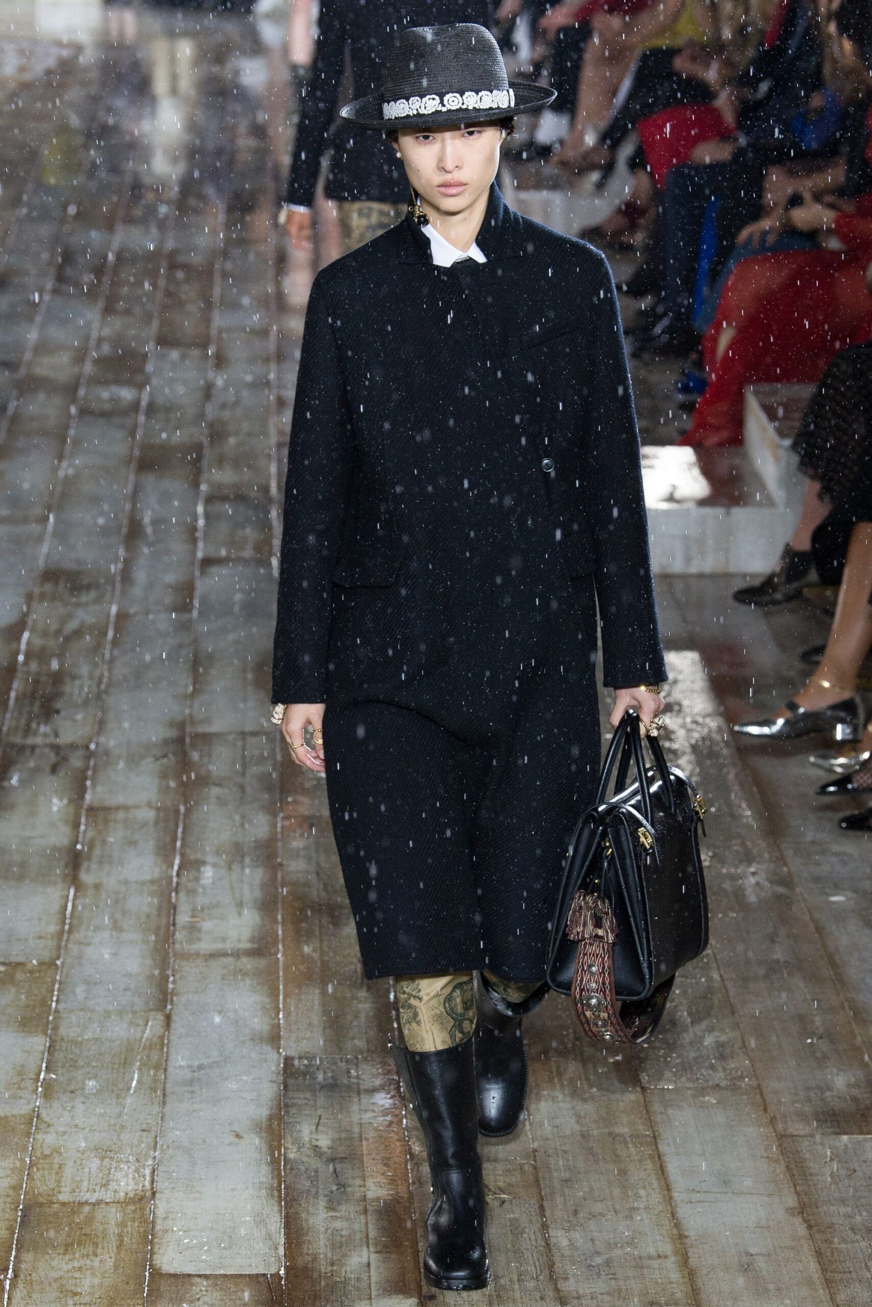 Christian Dior Resort 19 Look 395