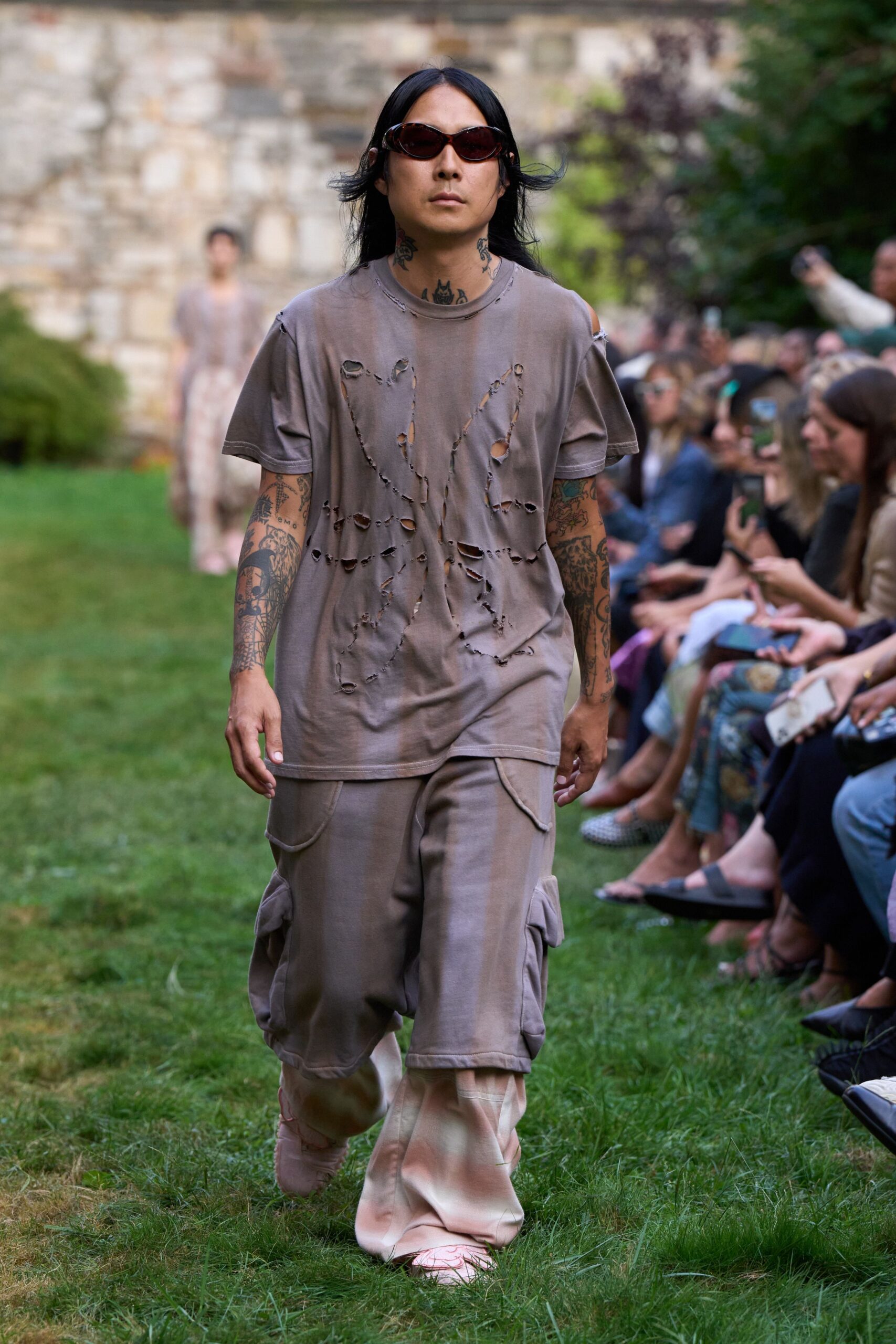 gray distressed t-shirt with cargo pants