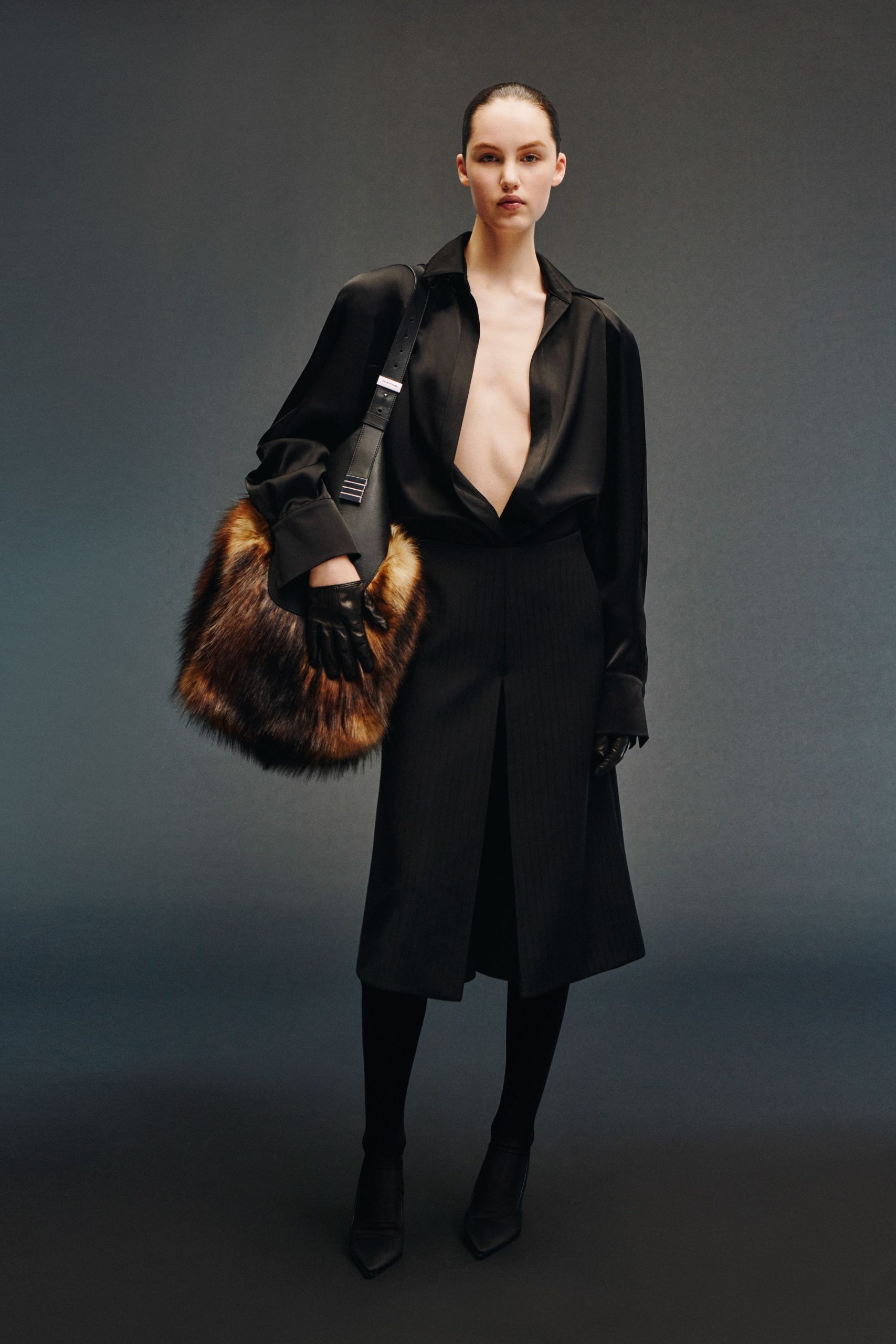 black silk long-sleeve v-neck relaxed buttoned shirt