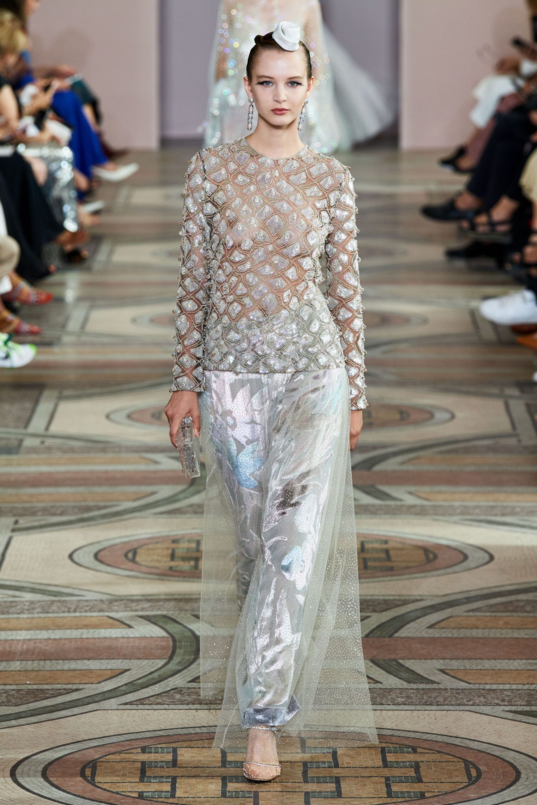 Armani Privé F/W 19 Couture Look 396