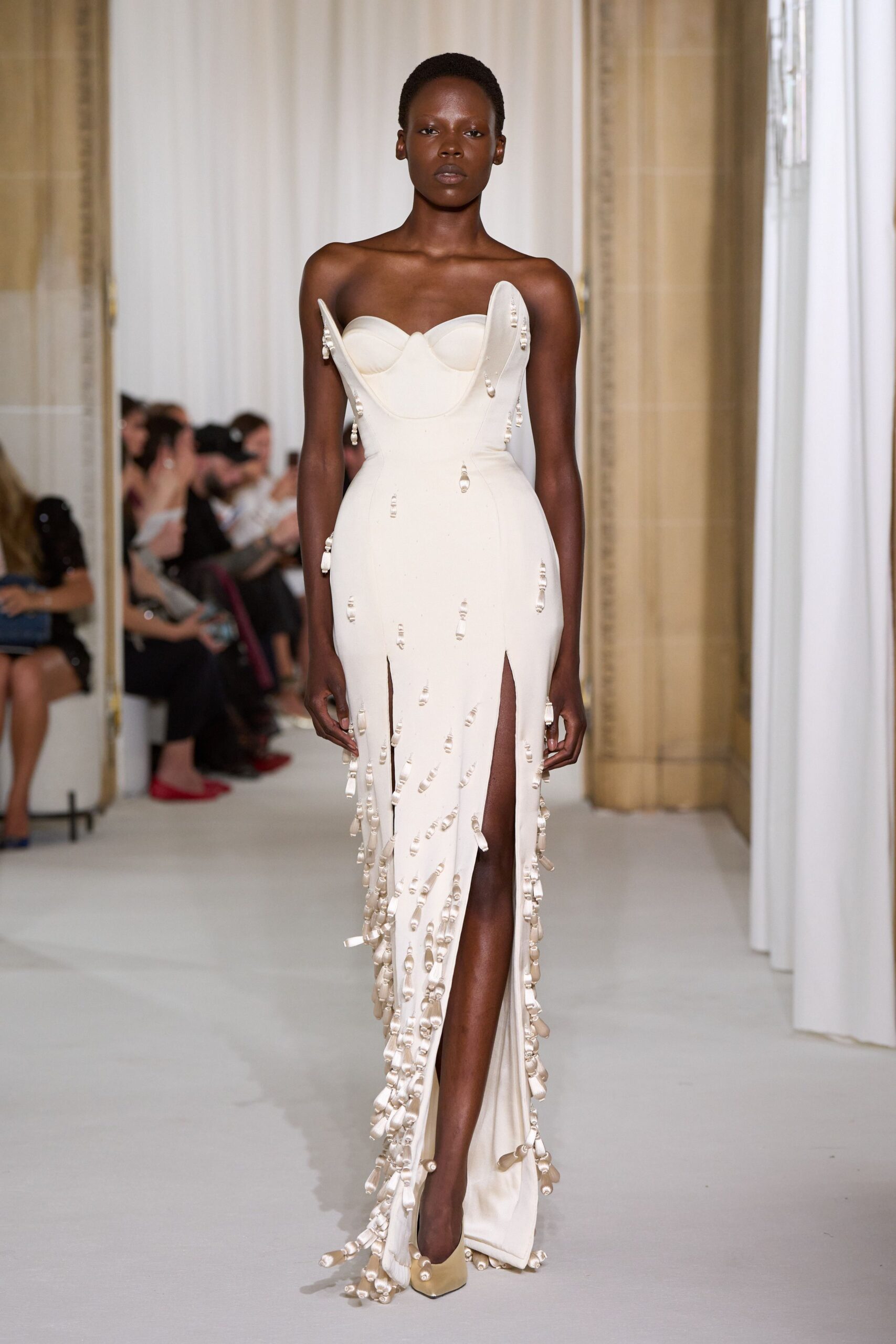 Ashi Studio F/W 25 Couture Look 169