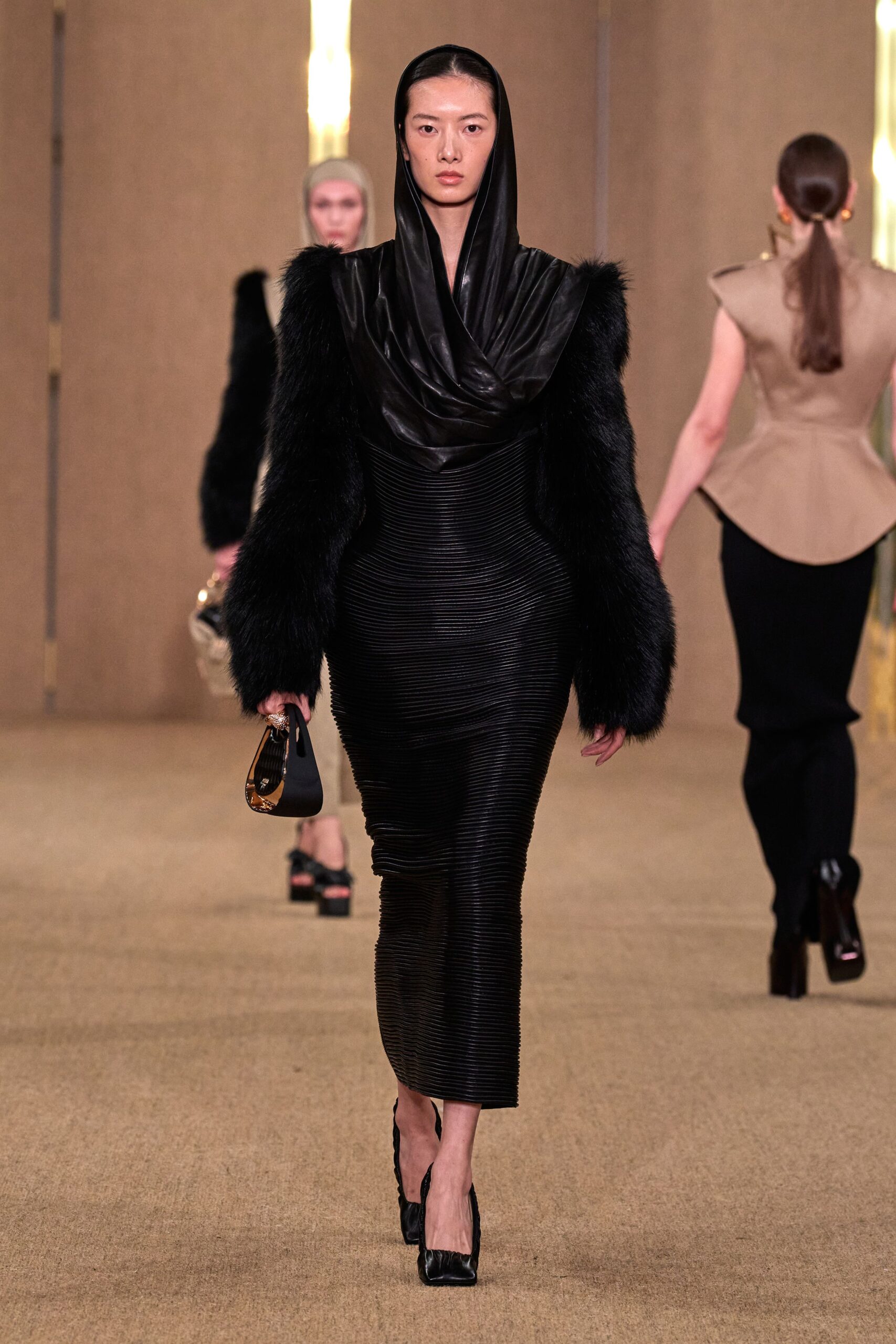 Balmain F/W 24 Look 303