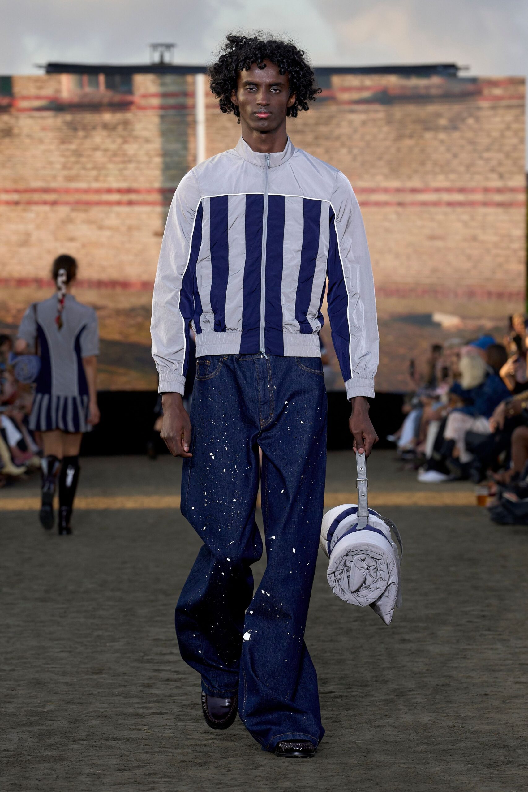 blue denim oversized straight-leg distressed pants