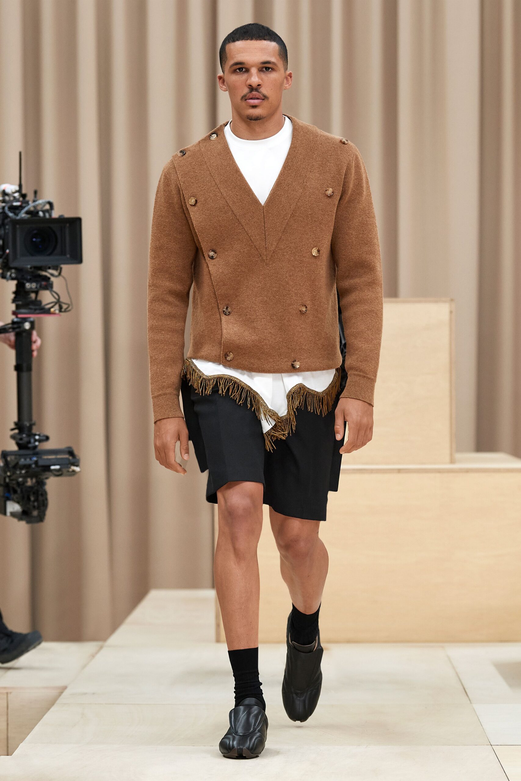 Burberry F/W 21 Menswear Look 319