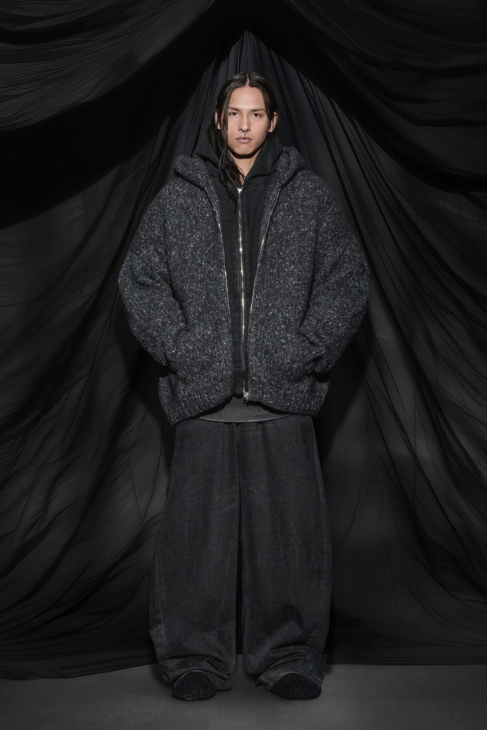 black wool long-sleeve hooded oversized zippered jacket