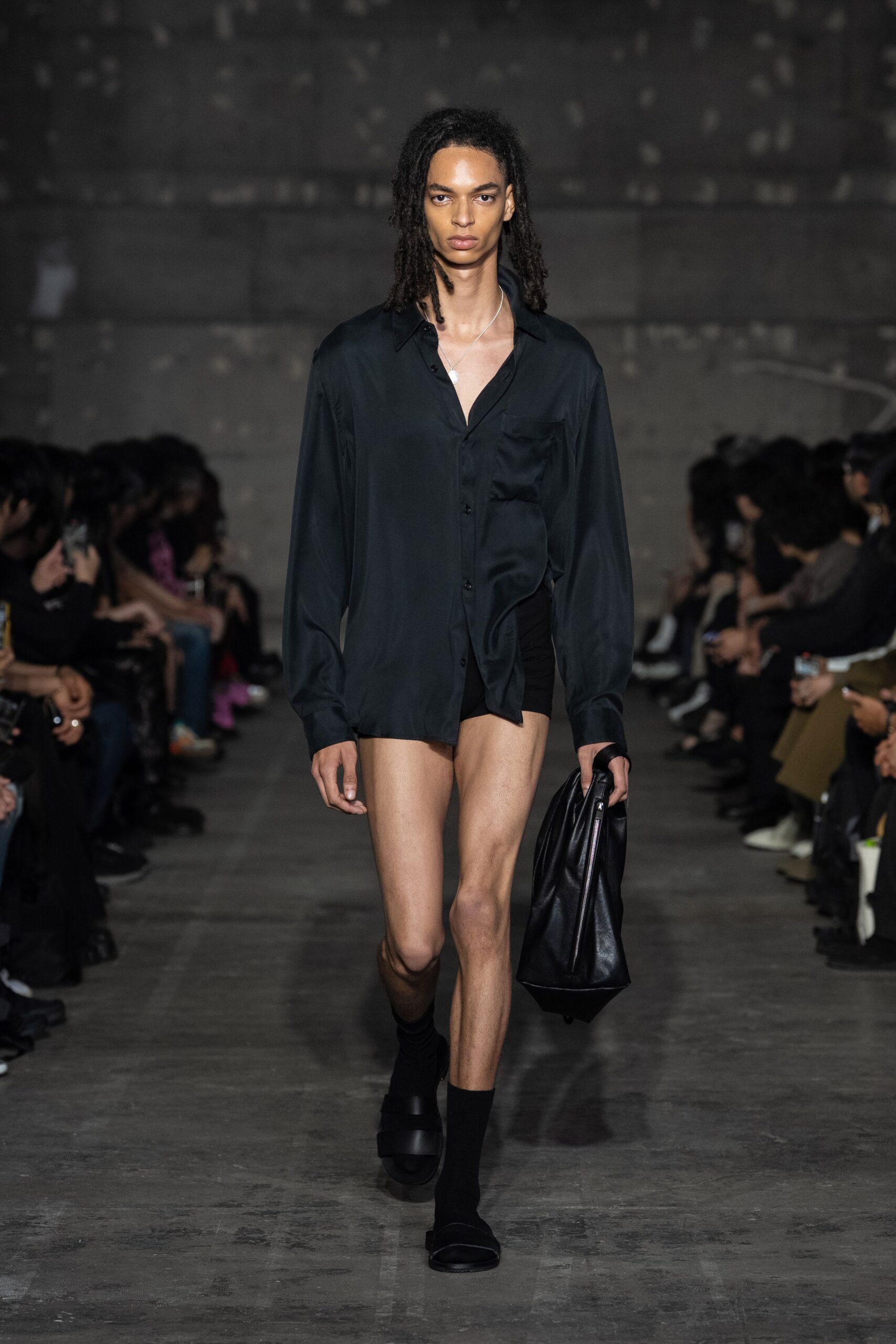 black silk long-sleeve collared oversized buttoned pockets shirt