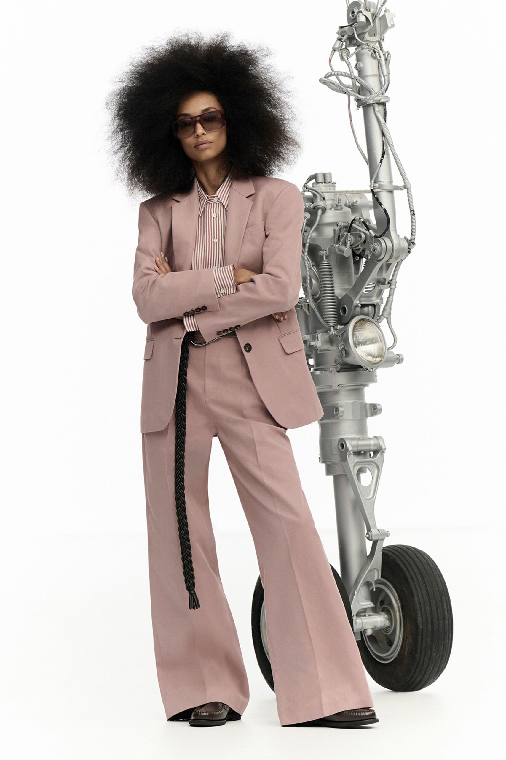 pink cotton long-sleeve collared tailored buttoned flared suit