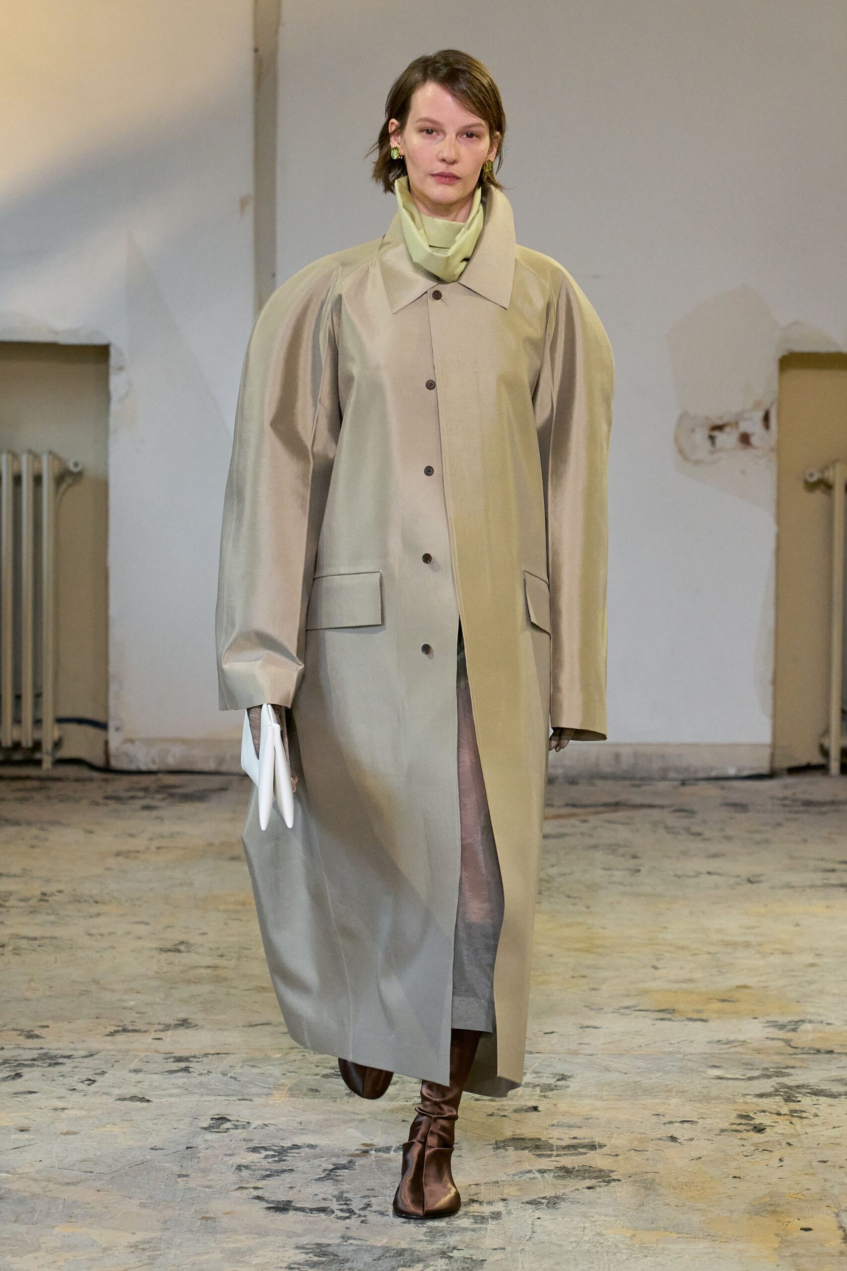 Carven F/W 24 Look 398