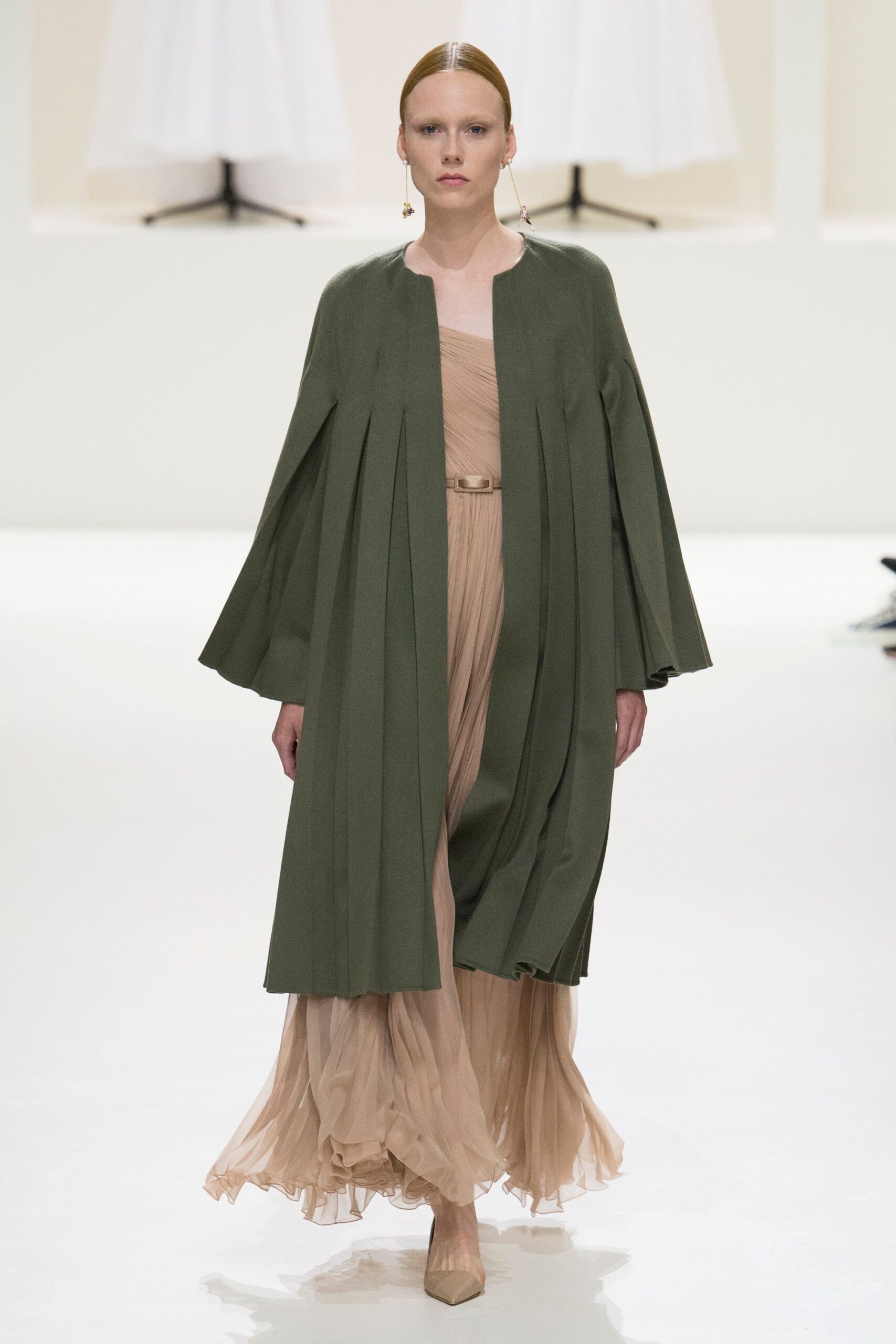 Christian Dior F/W 18 Couture Look 418