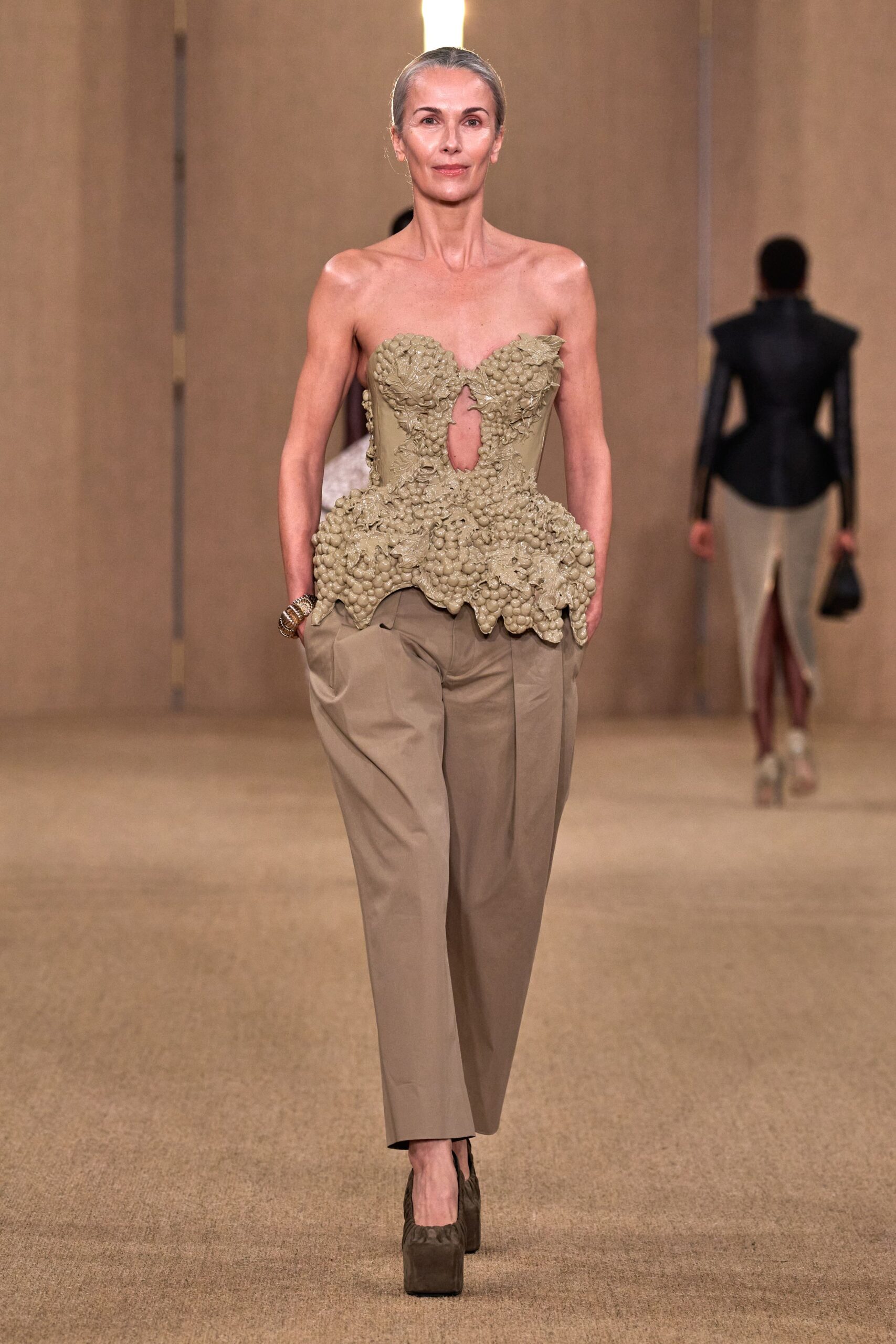 Balmain F/W 24 Look 323