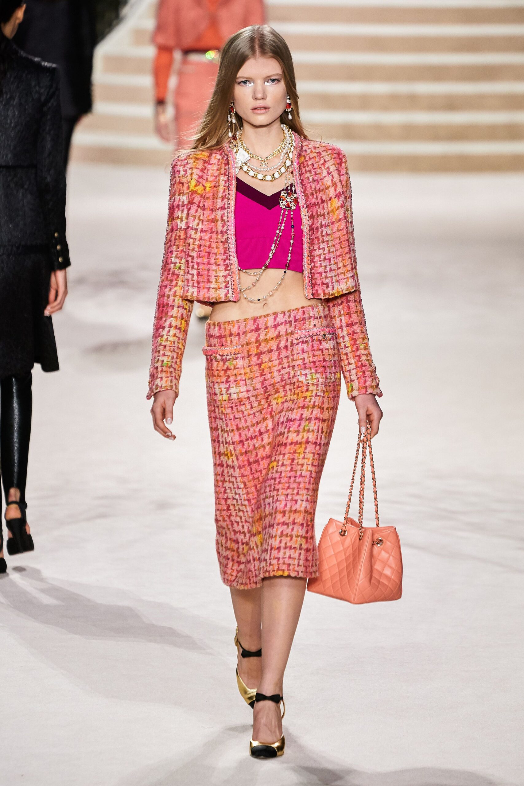 Chanel F/W 20 Look 444