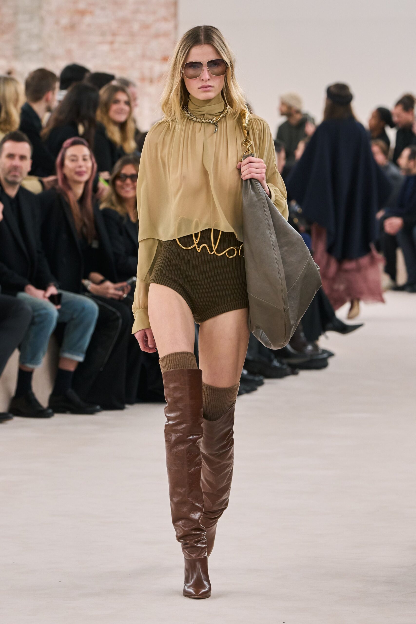 Chloé F/W 24 Look 408