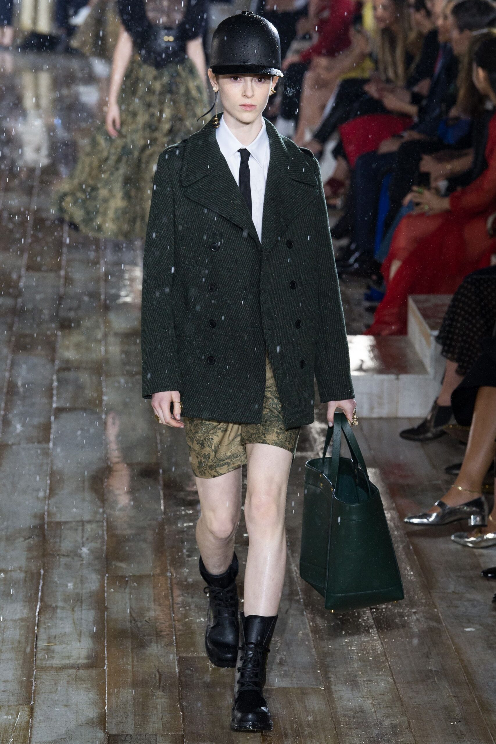 Christian Dior Resort 19 Look 435