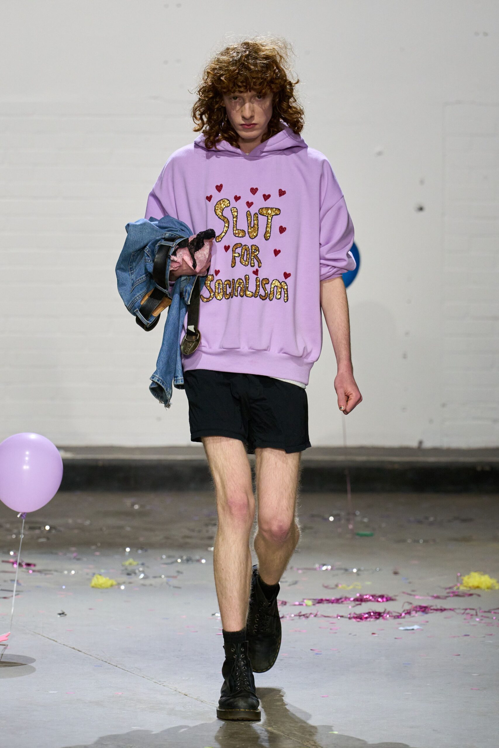 purple cotton long-sleeve hooded relaxed printed hoodie