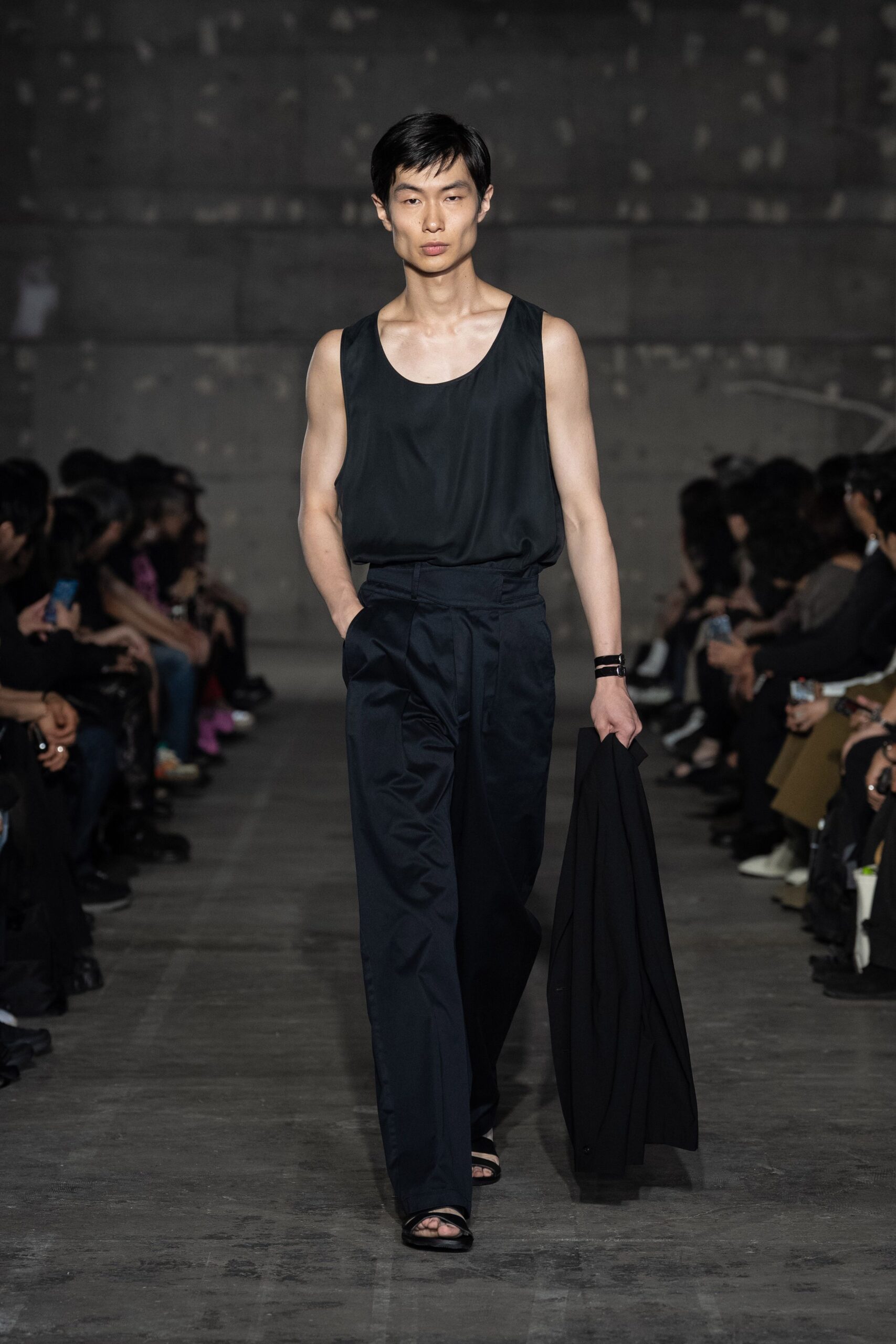 black wool long-sleeve structured pleated maxi jacket