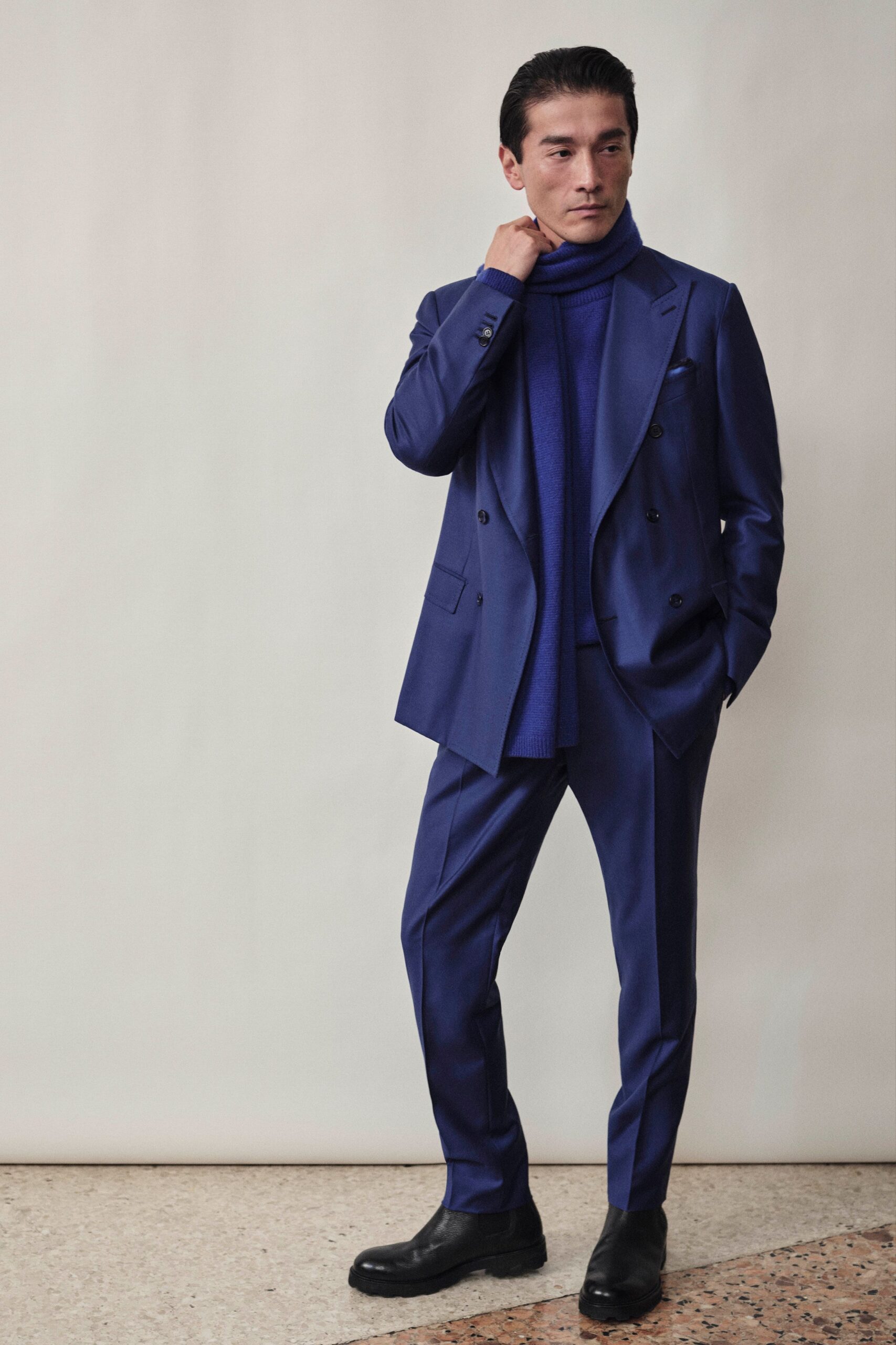 blue wool long-sleeve collared tailored suit