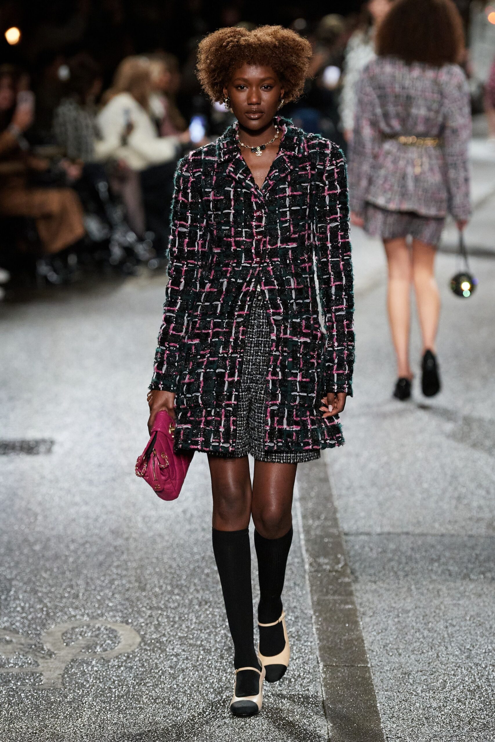 Chanel F/W 24 Look 394