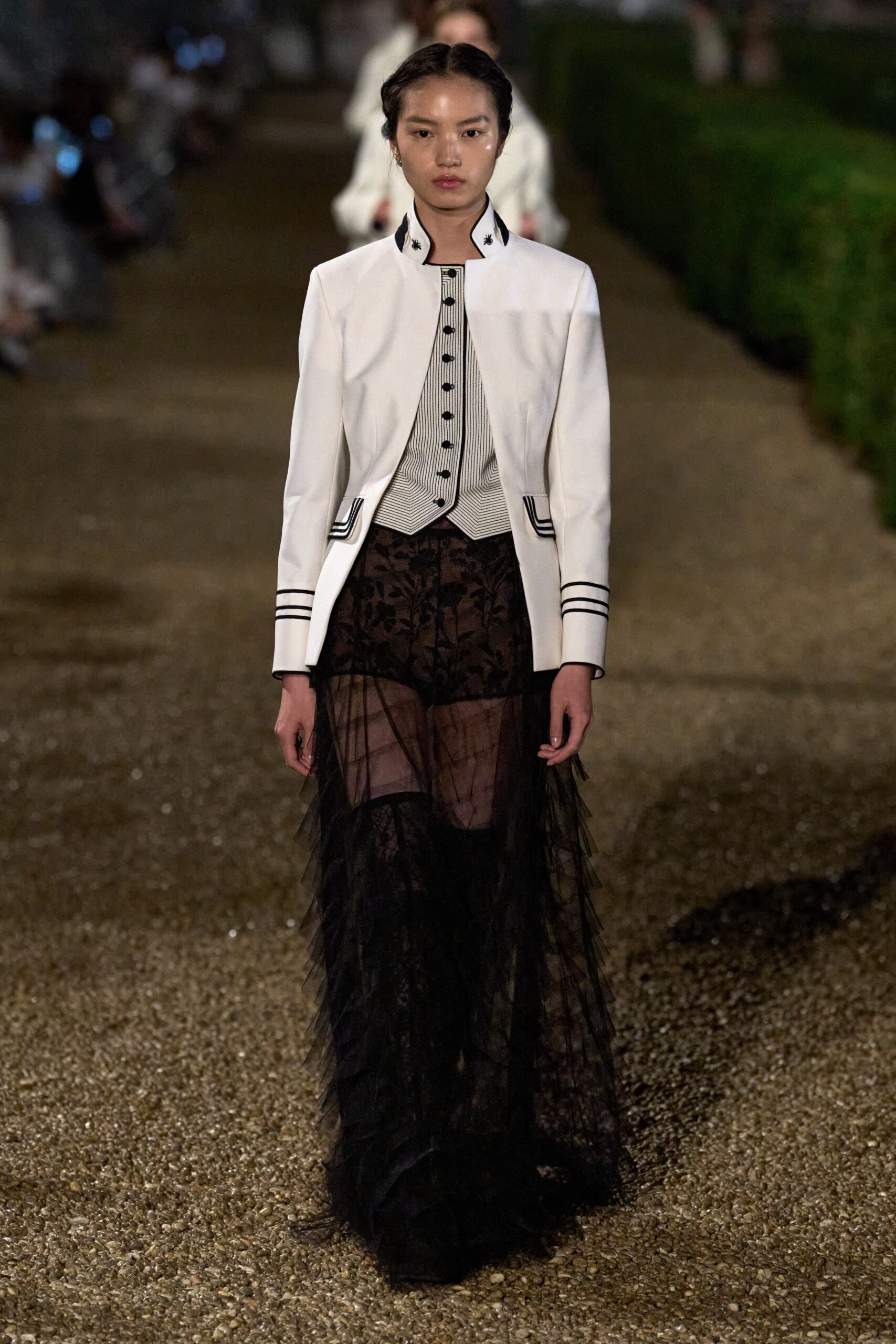 white cotton long-sleeve collared structured buttoned jacket