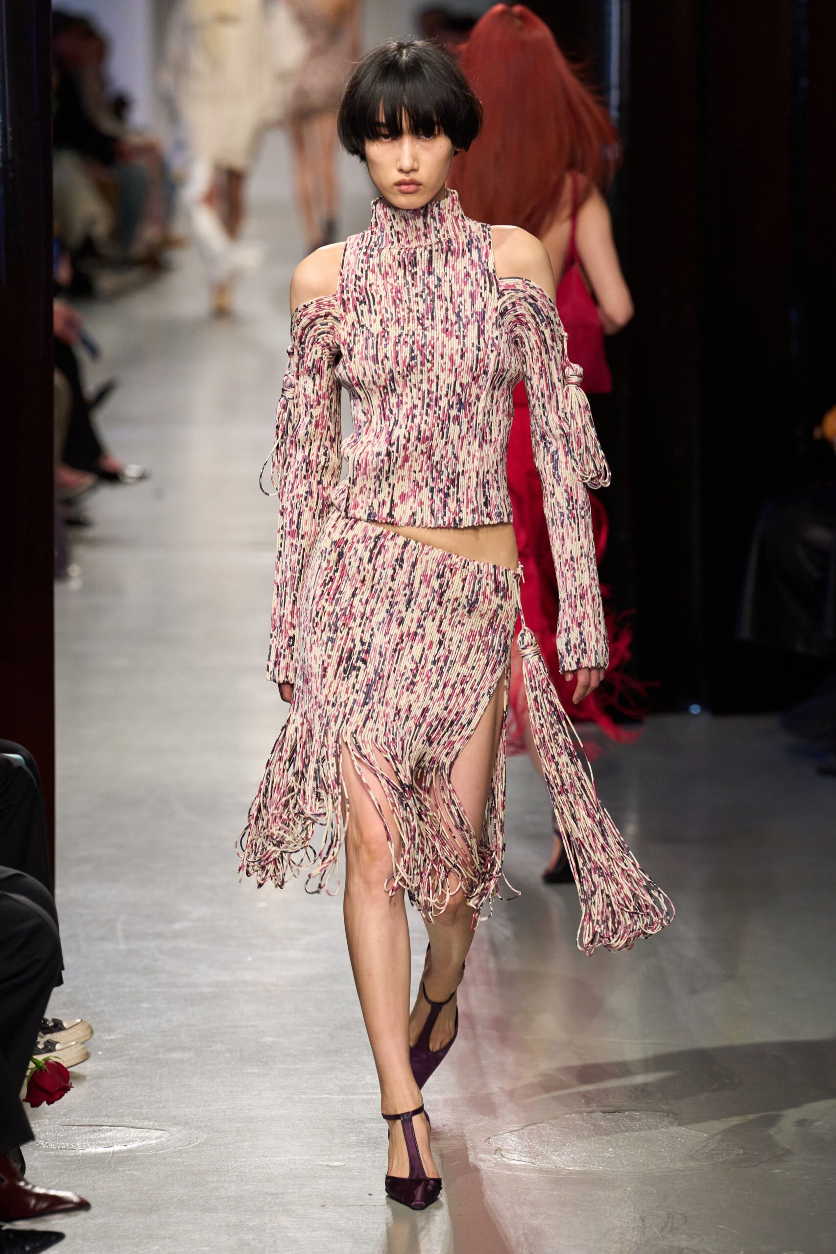 pink cotton slit fitted high-waisted fringed layered skirt